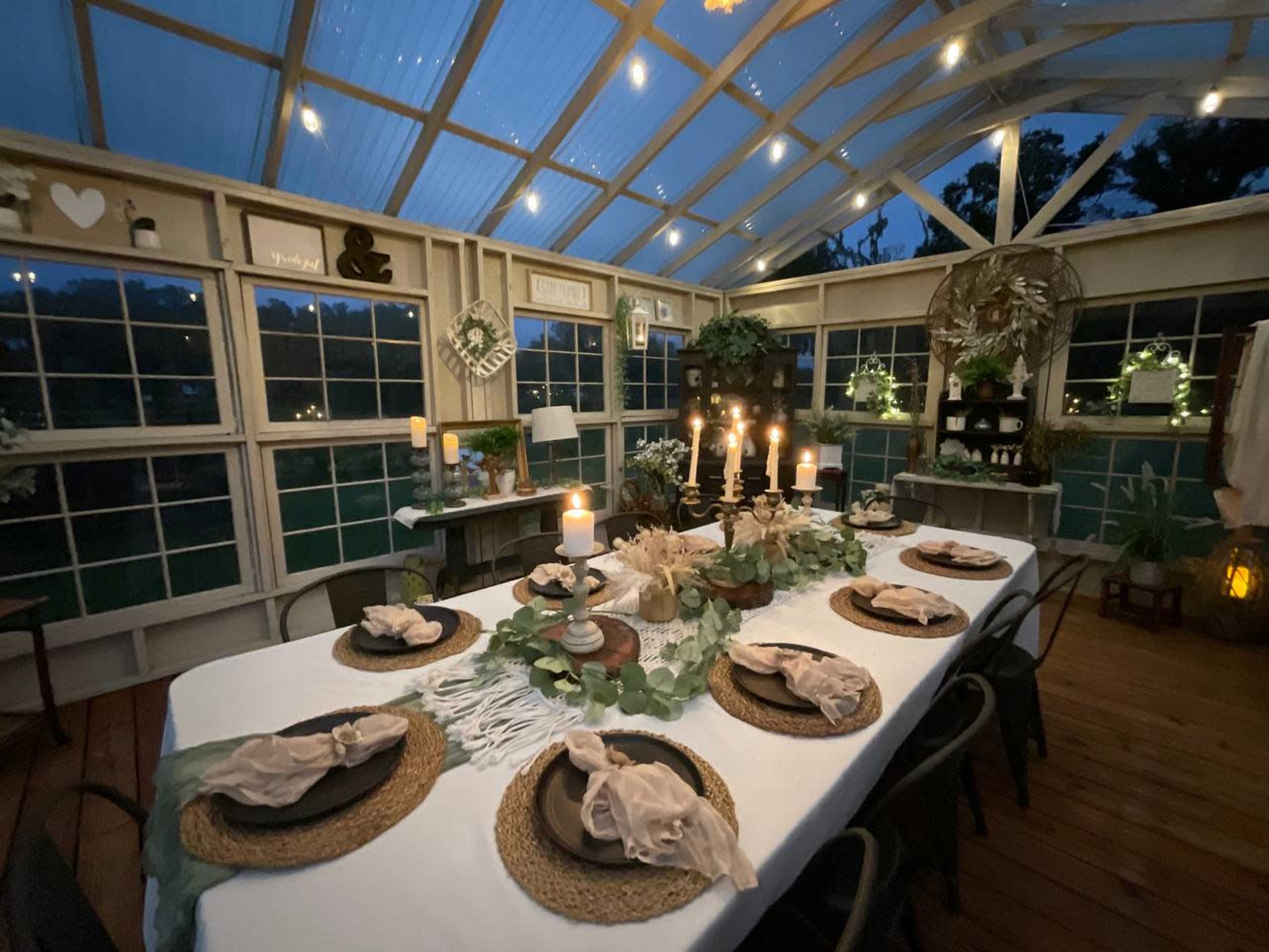 Greenhouse Image in , Plant City, FL