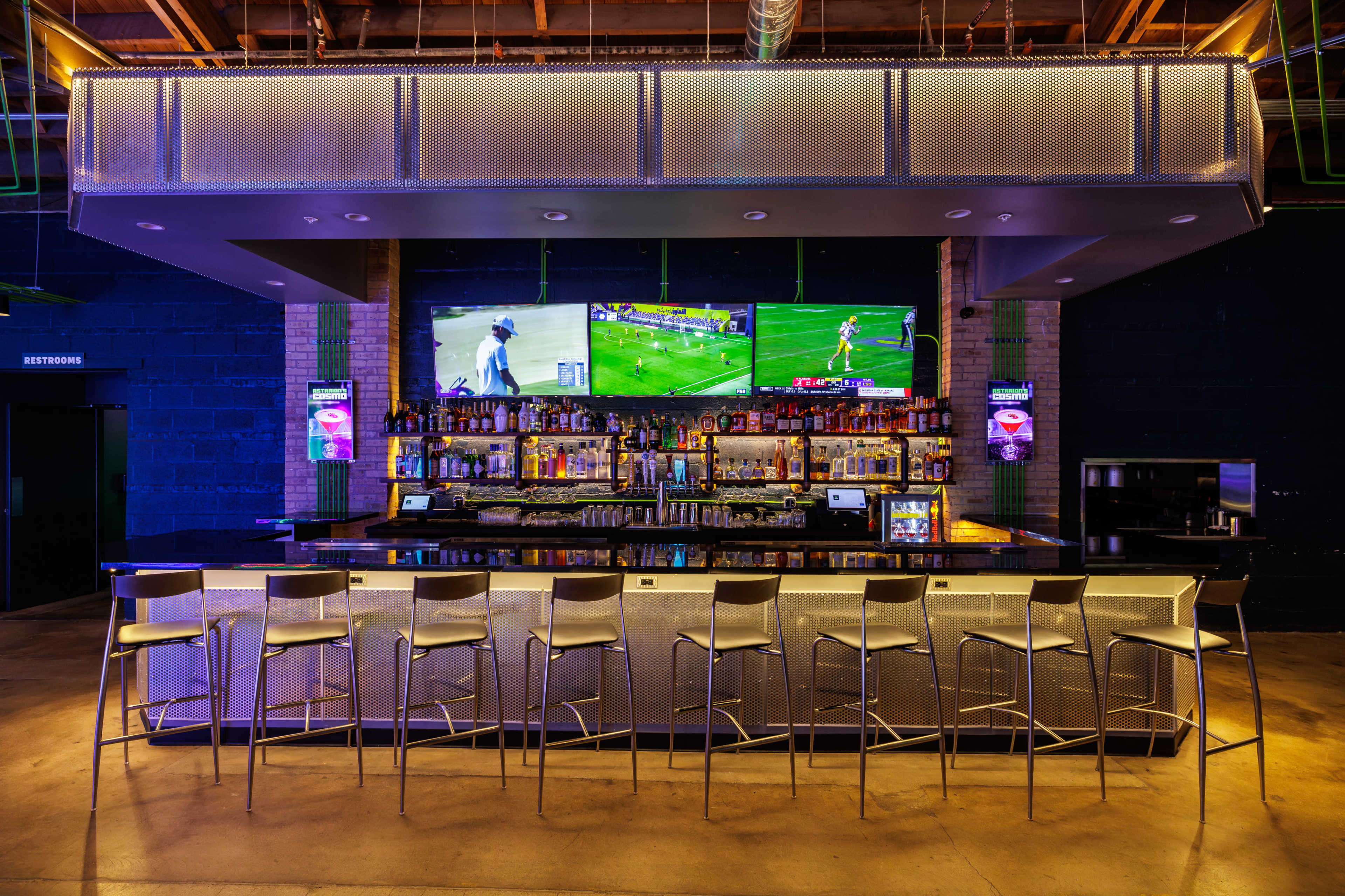 Urban Industrial Event Space & Arcade Image in Niles Township, Skokie, IL