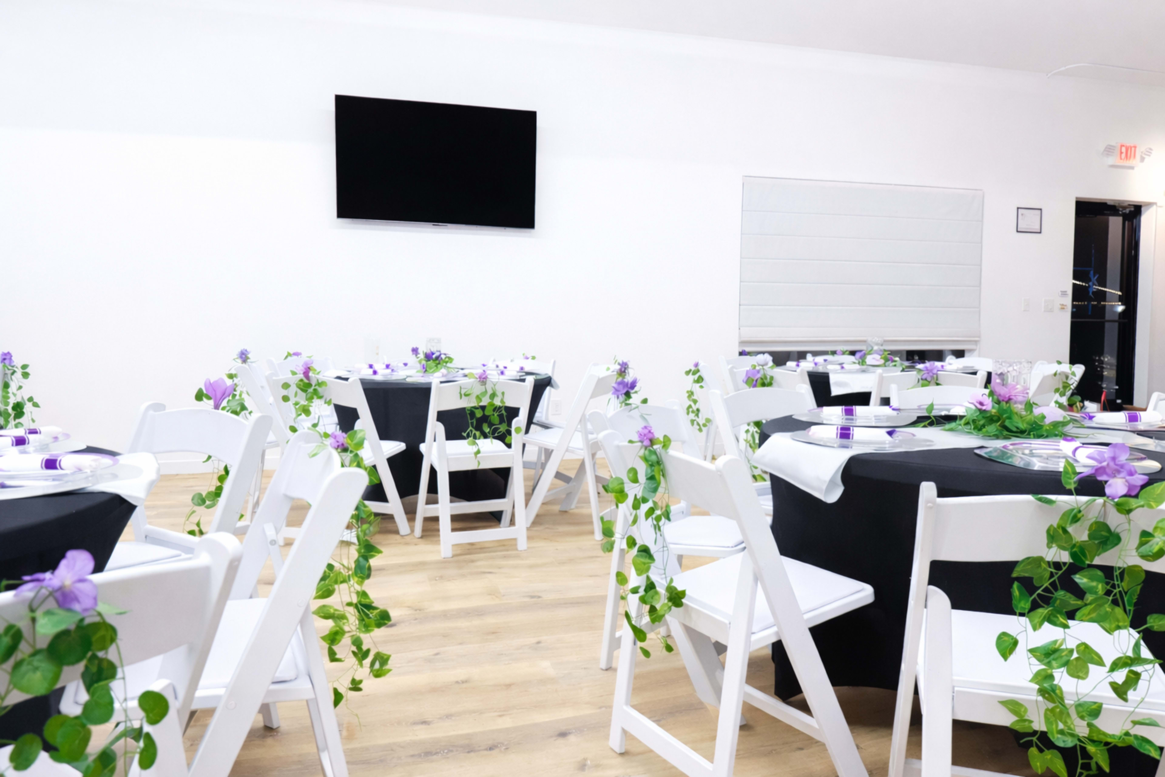 Versatile Event Hall for Celebrations & Meetings Image in St. John Township, Dyer, IN, IN