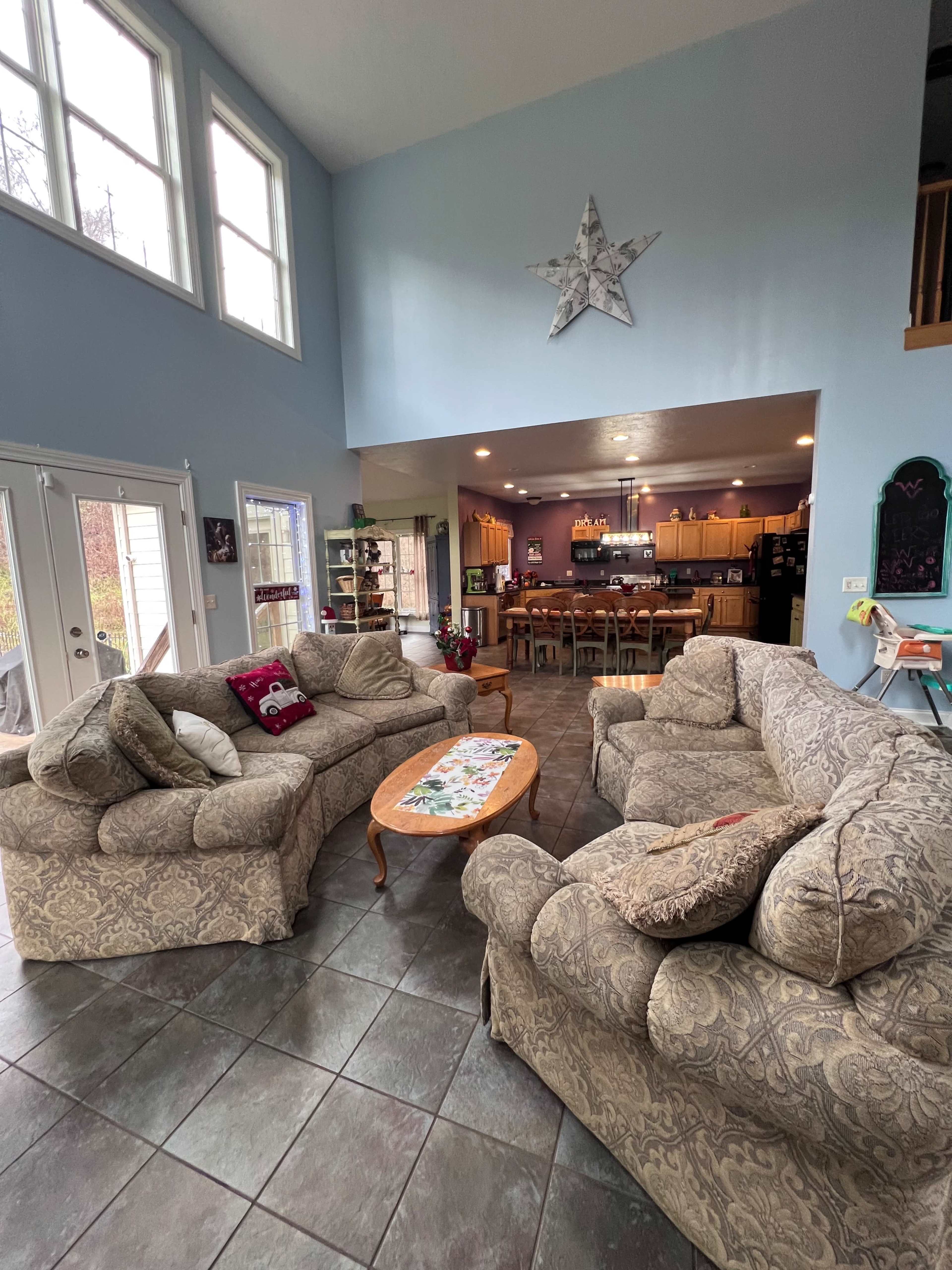 Sugarland Farmhouse – Serene Countryside Venue for Retreats, Workshops & Team Gatherings Image in , Morgantown, WV