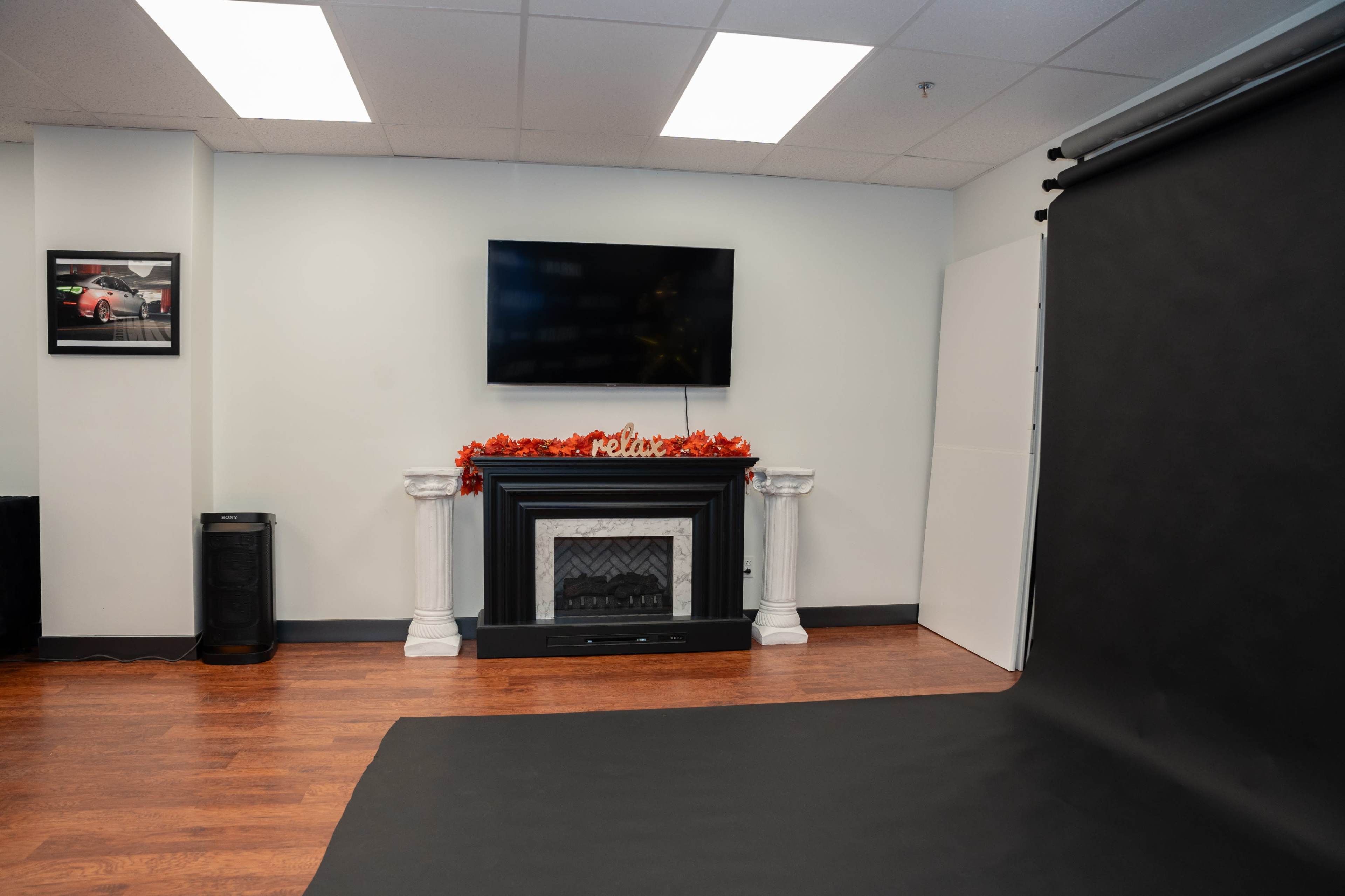 Capture, Create, CEollaborate: Your Ultimate Studio Experience Awaits! Image in Downtown, Bristol, CT