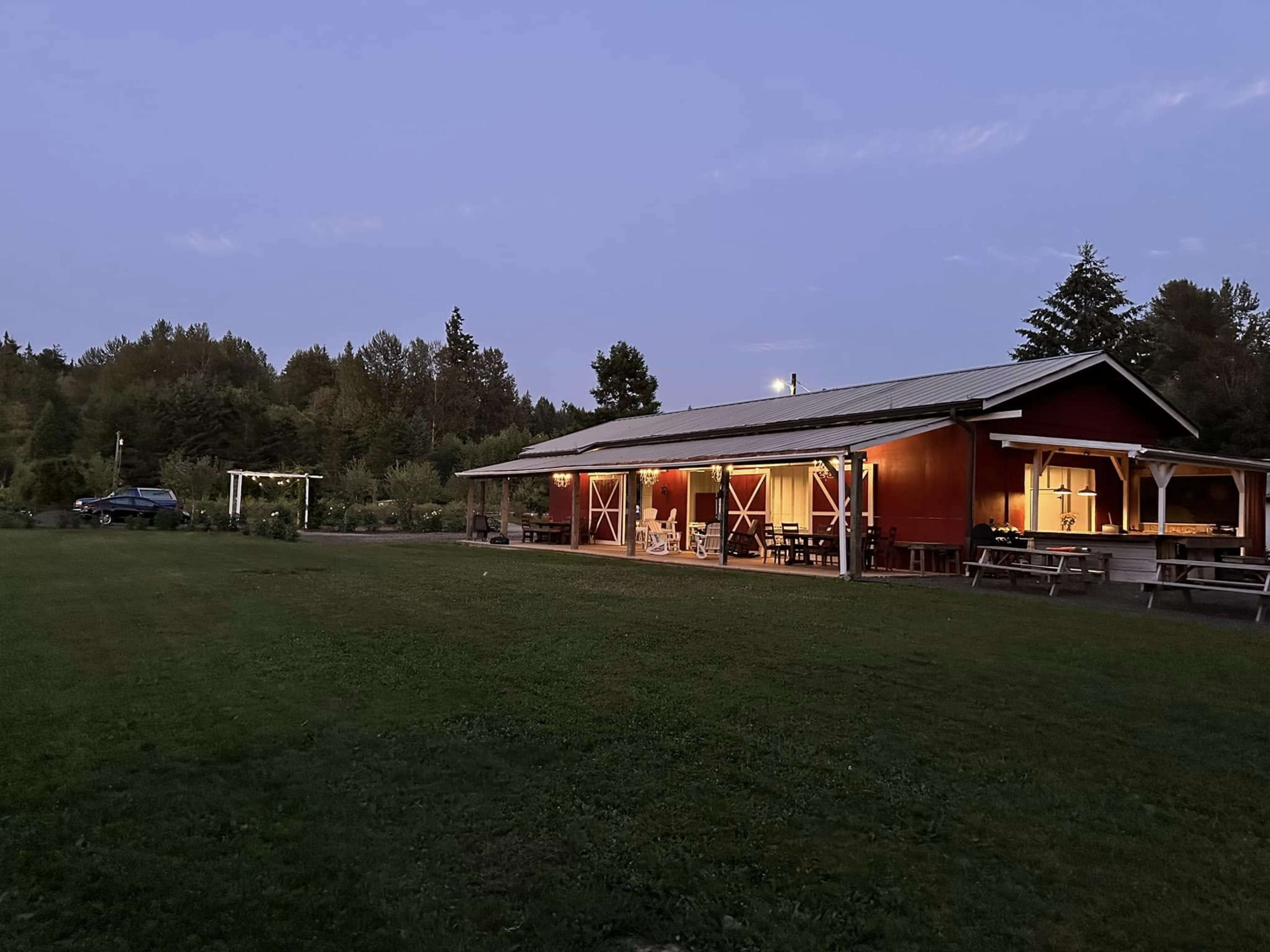 Beautiful home with rustic event space Image in , Arlington, WA