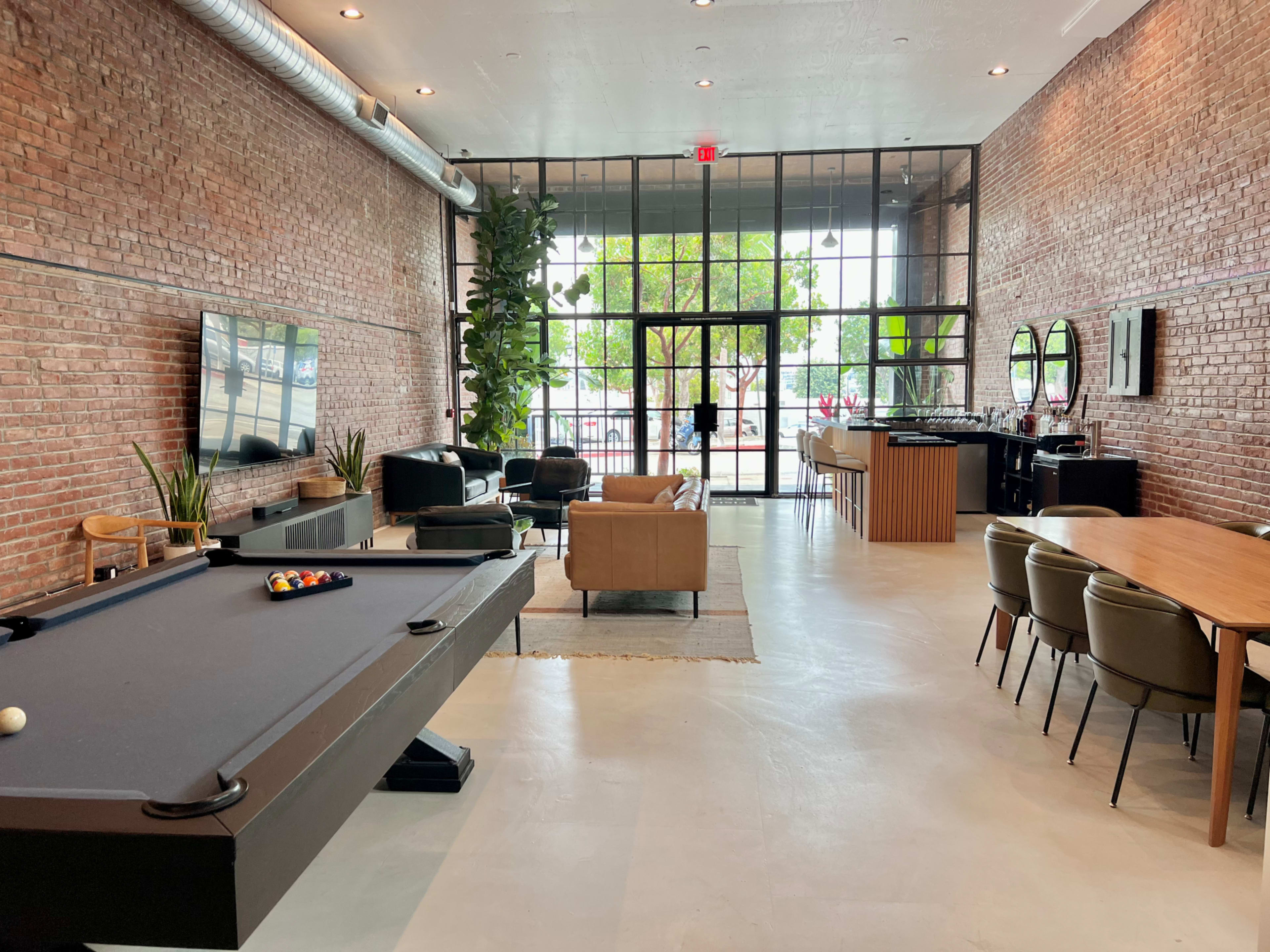 Modern Lounge for Events, Shoots & Meetings Image in El Segundo, El Segundo, CA