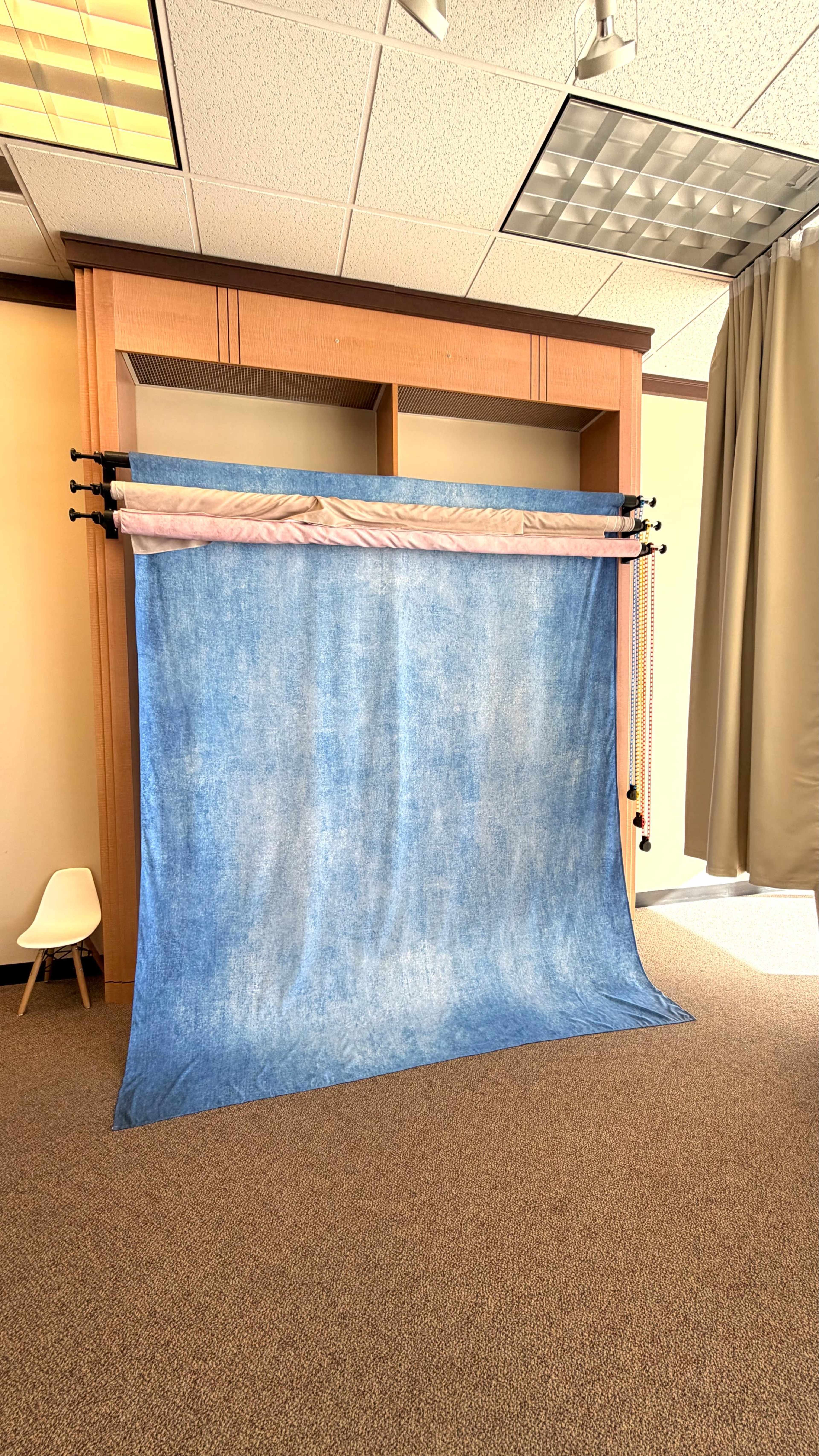 Blue backdrop for photoshoots Image in Applewood, Lakewood, CO