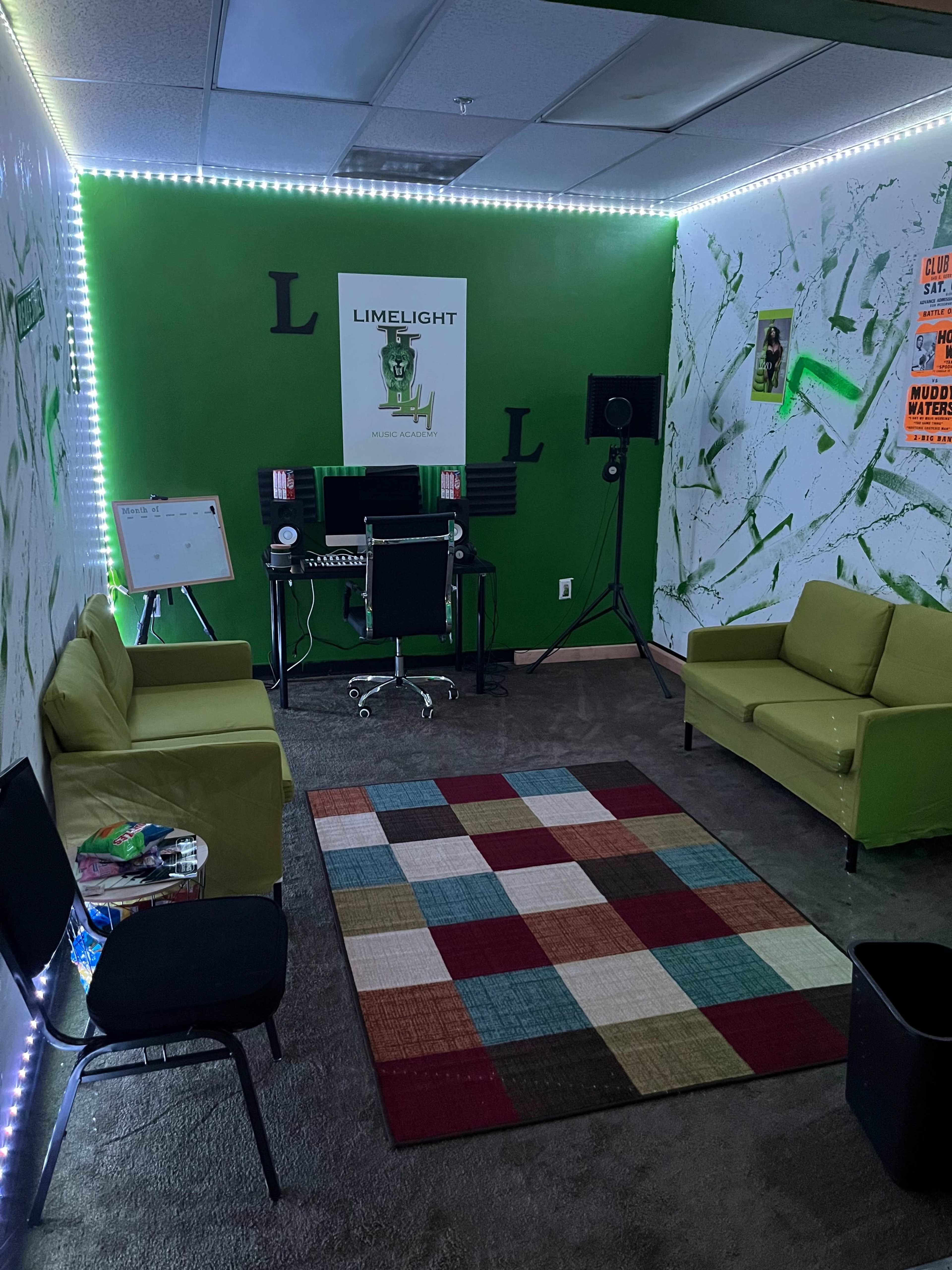 Quiet private multi-space for podcast and recording needs. Image in College Park, atlanta, GA