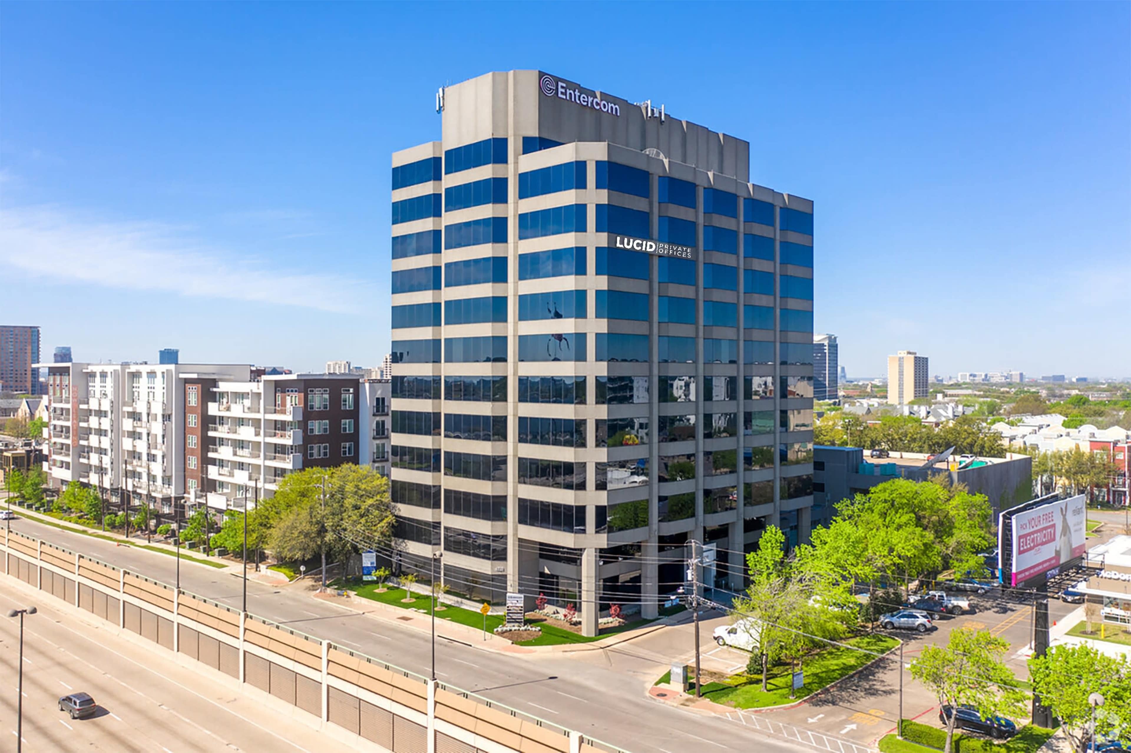 Upscale 3 Person Podcast Room-Uptown/Central Expressway Image in Oak Lawn, Dallas, TX