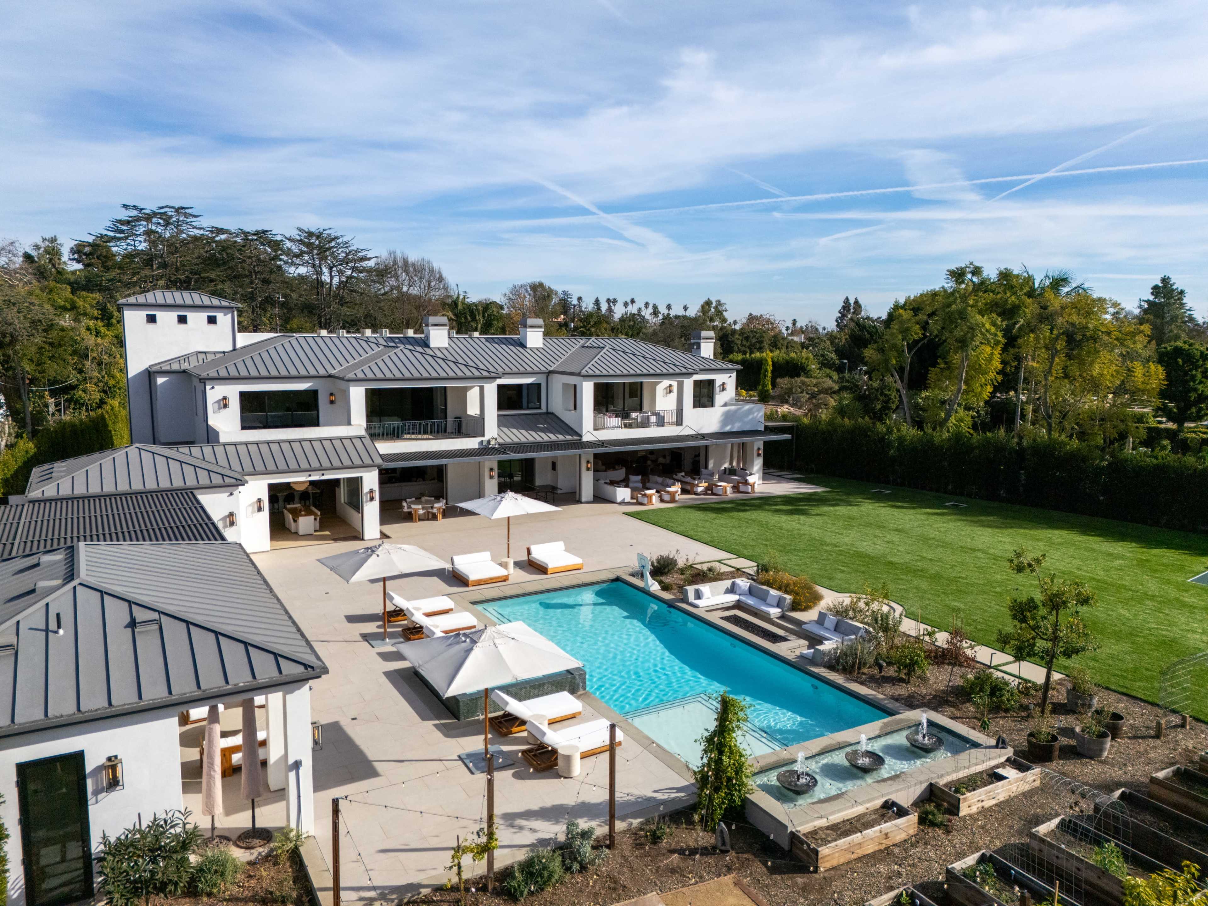 Garland Estate Image in Pacific Palisades, Los Angeles, CA