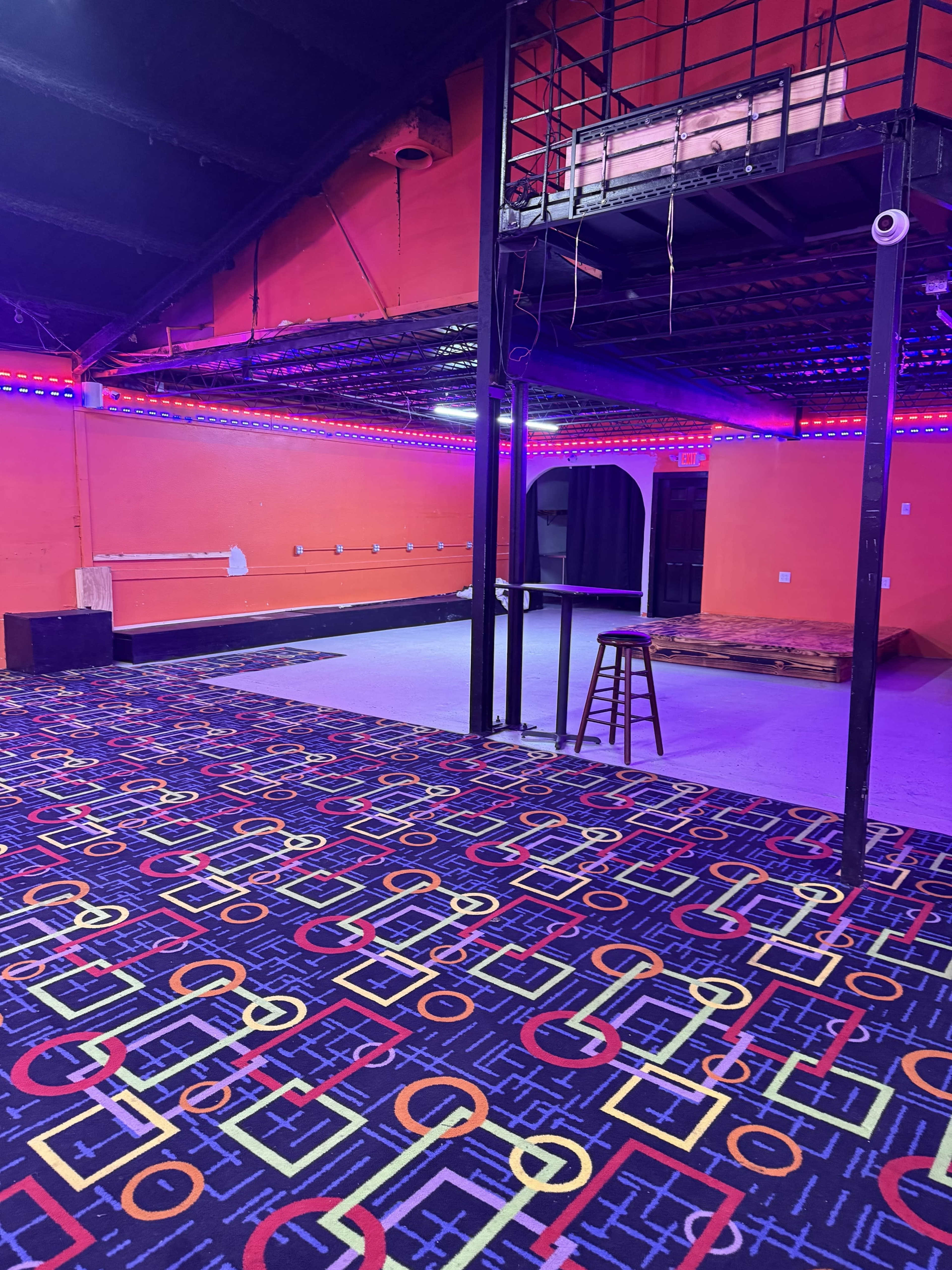 Spacious Industrial Loft in South Houston with Versatile Open Layout Image in Central Southwest, Houston, TX