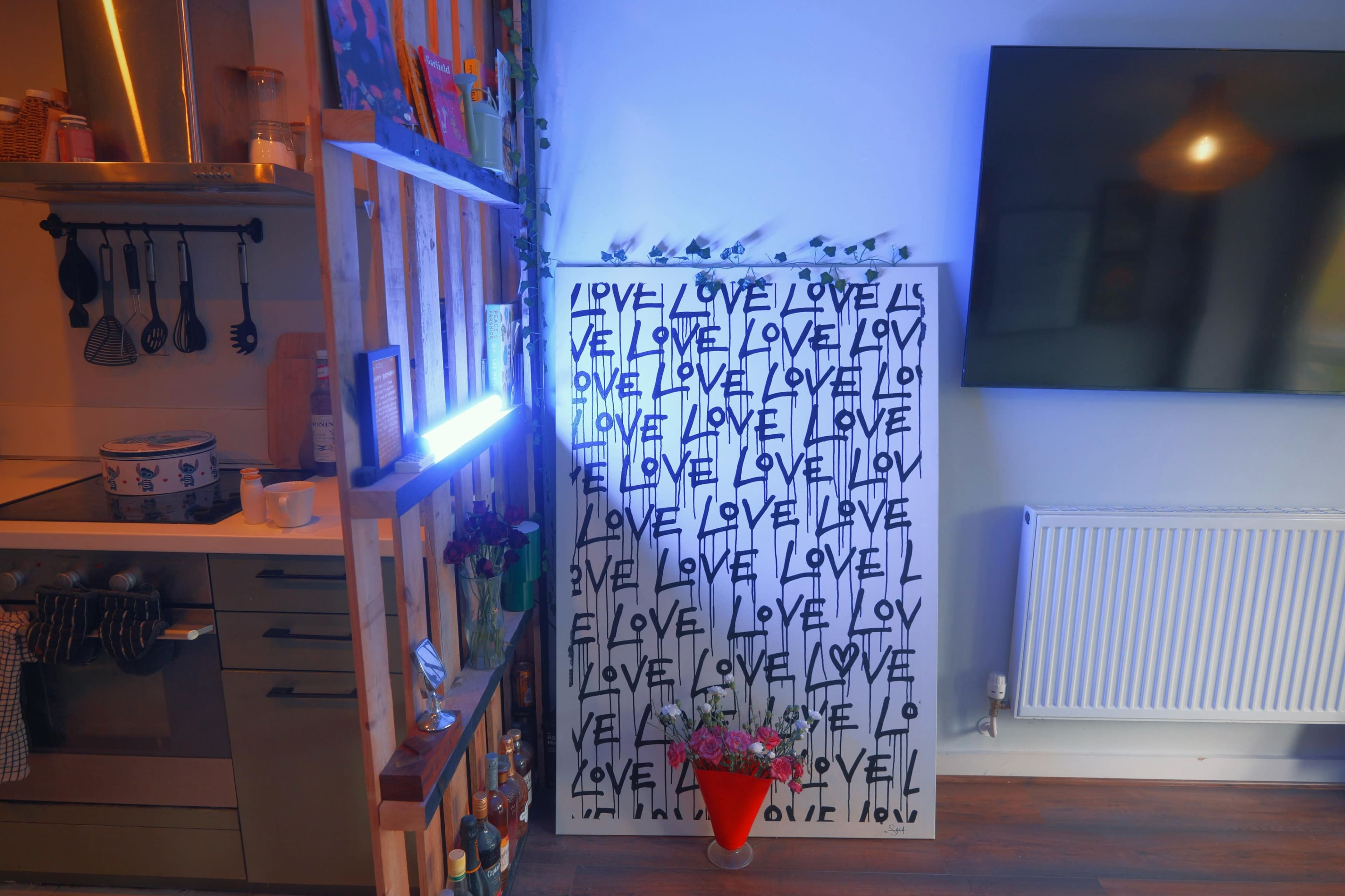 Stylish, Eclectic Apartment with Unique Artistic Design Image in Manchester, Manchester, ENG