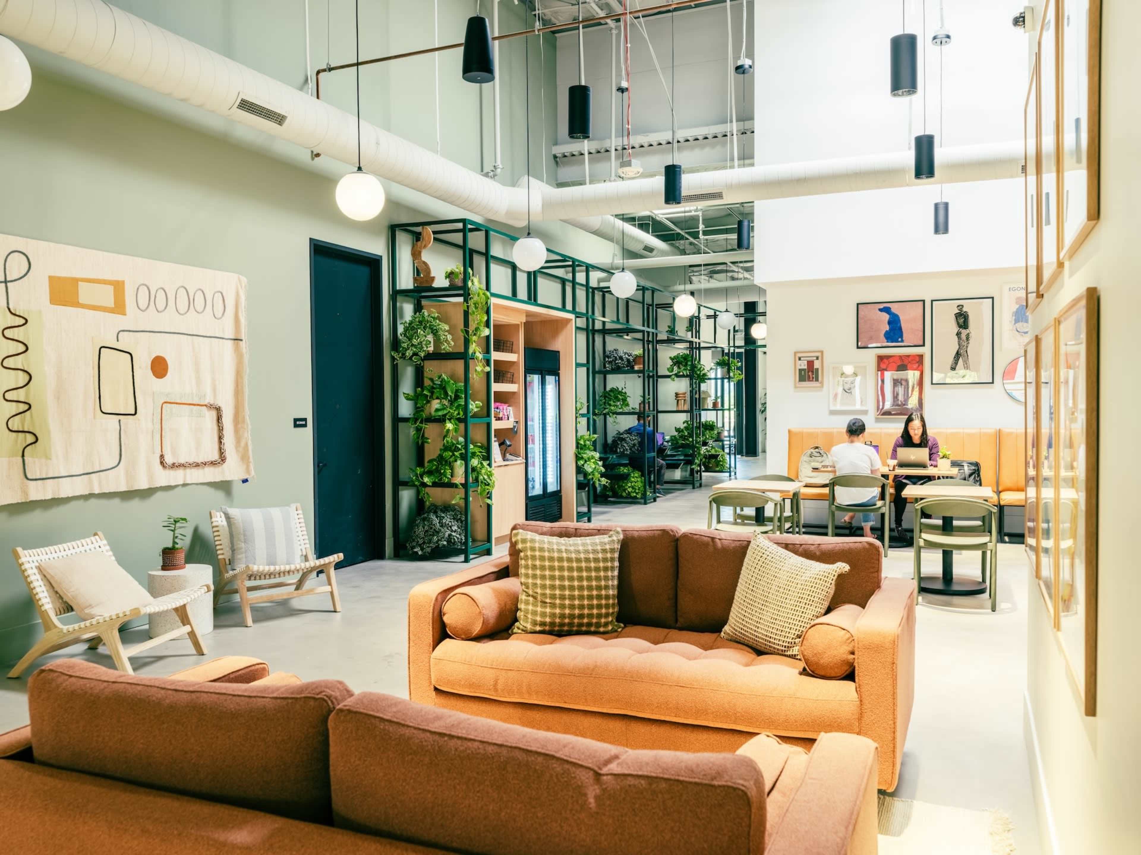 Spacious Rancho Bernardo Coworking space with Modern Design Image in Rancho Bernardo, San Diego, CA