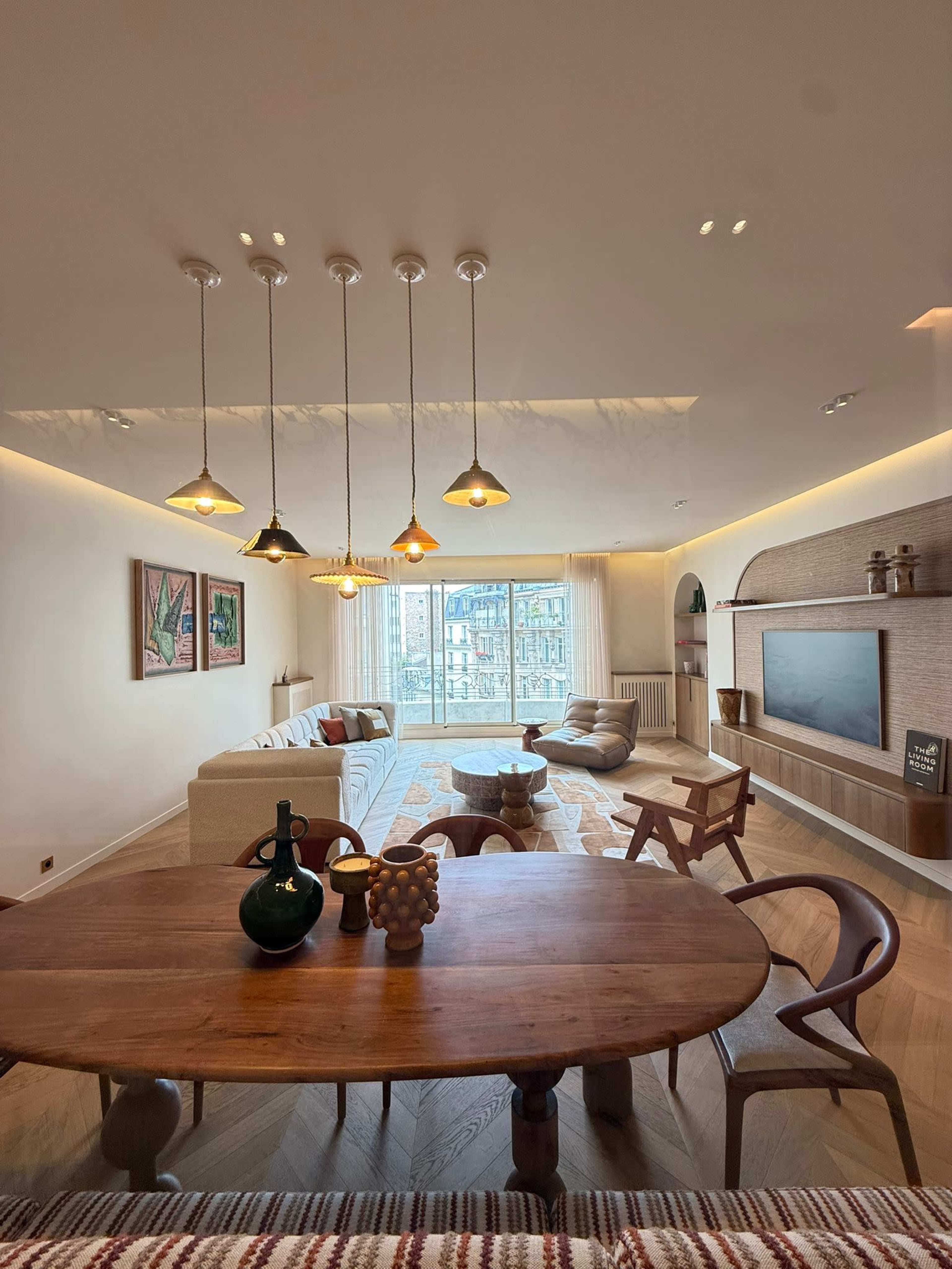 Appartement lumineux en étage élevé avec vue Trocadéro Image in Passy, Paris