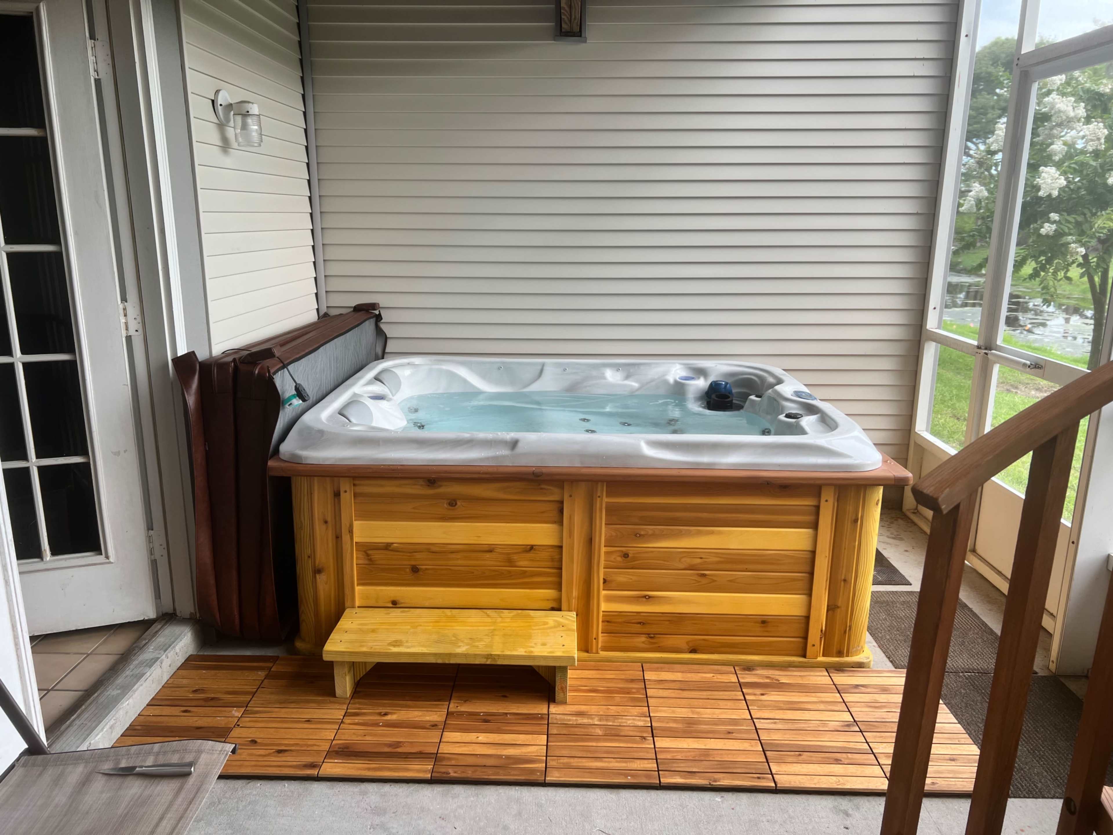 Private Lounge with Hot Tub on the Lake – Perfect for Romantic, Spa Nights & Events! Image in , Seminole, FL