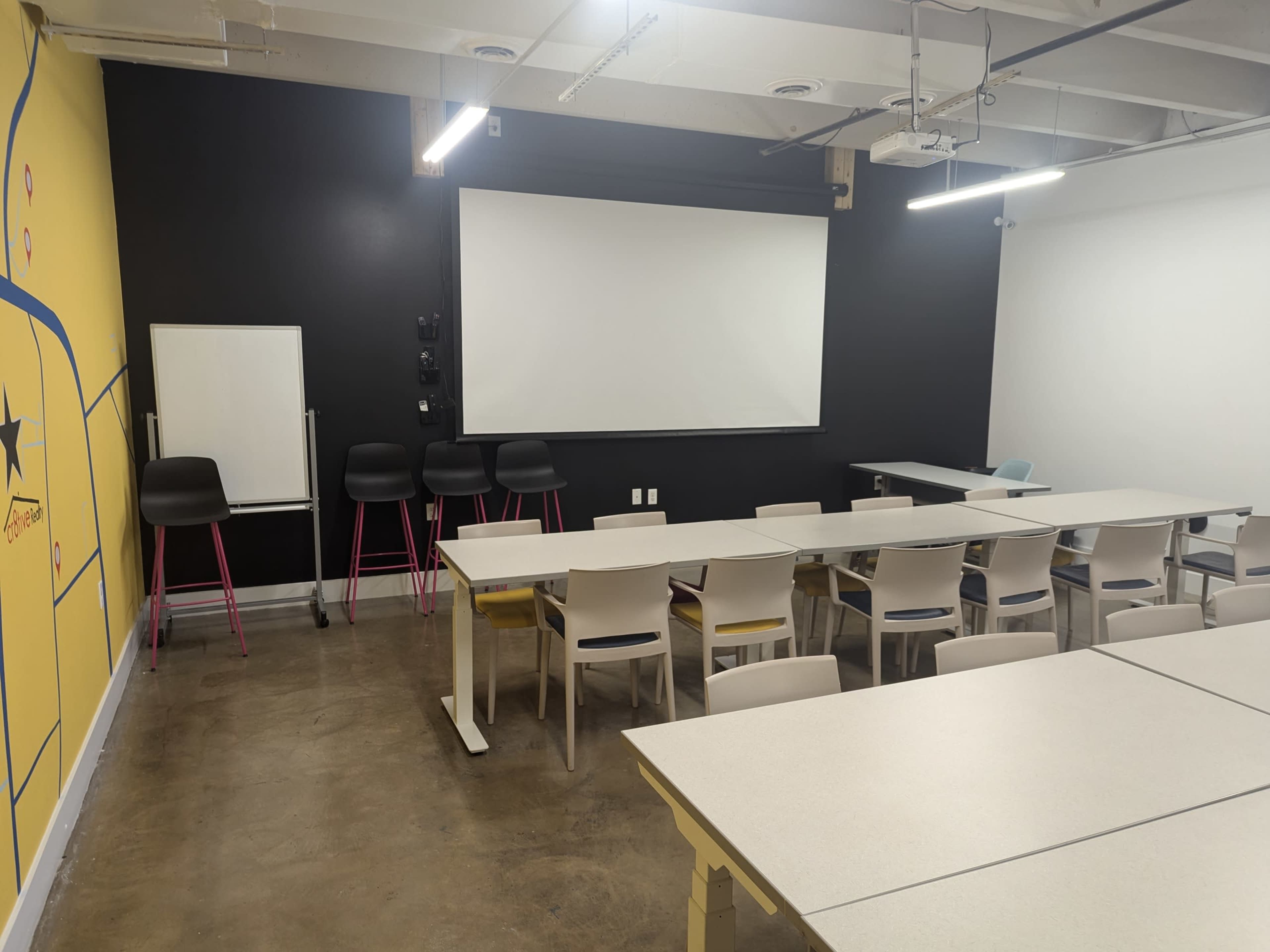 Classroom on Henrico in front of raceway and E Laburnum Avenue Image in , Henrico, VA