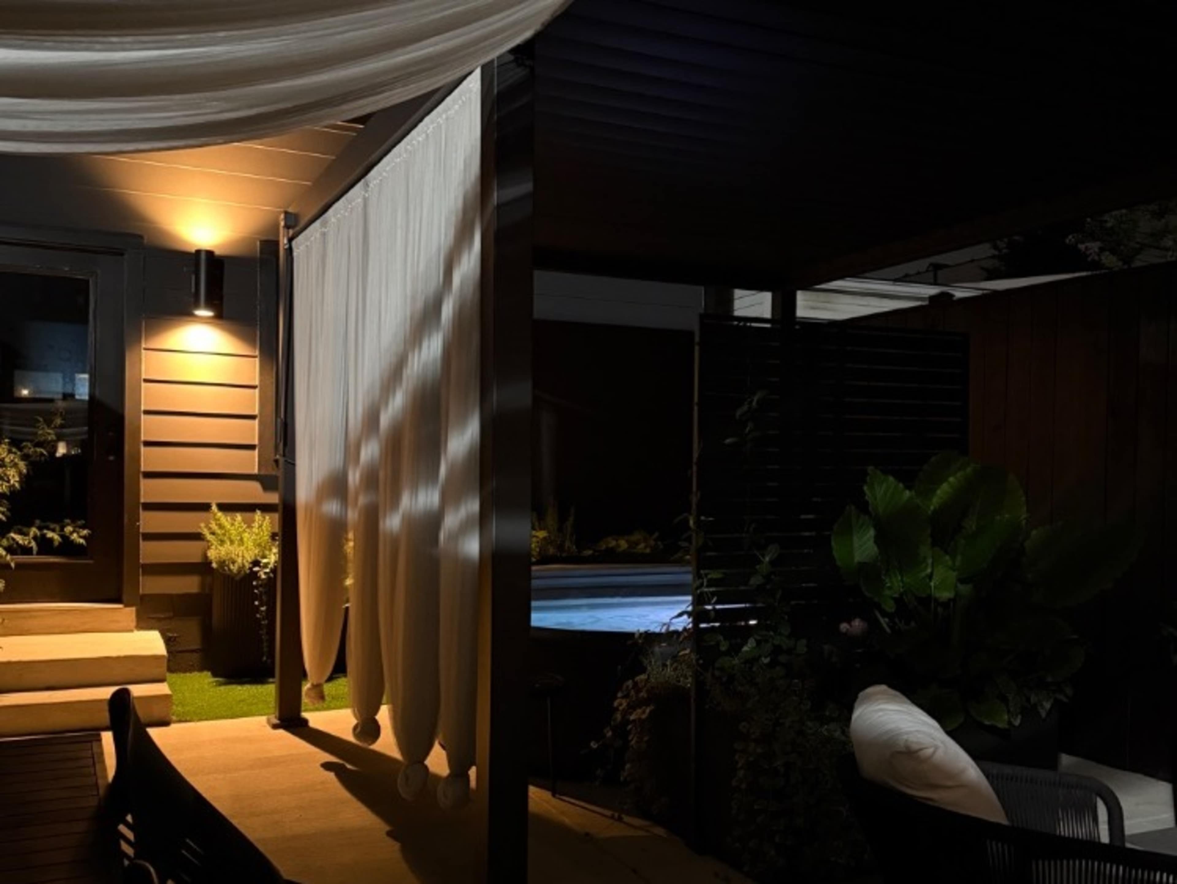 Year-Round Outdoor Oasis