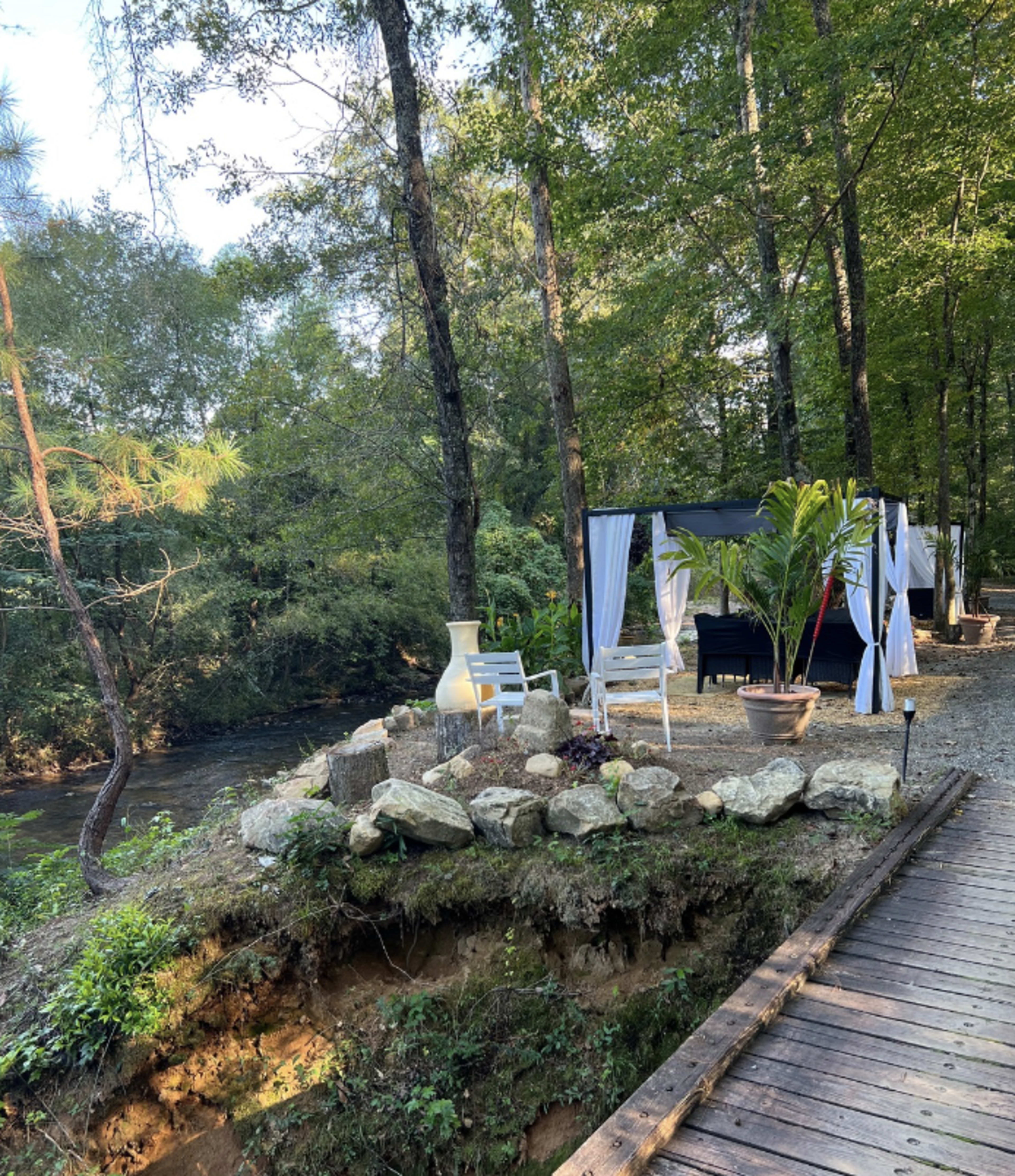 Lush 8-Acre Wellness Oasis Near Atlanta – Garden Venue with River, Cabanas & Grand Cabin Image in Sandtown, Atlanta, GA