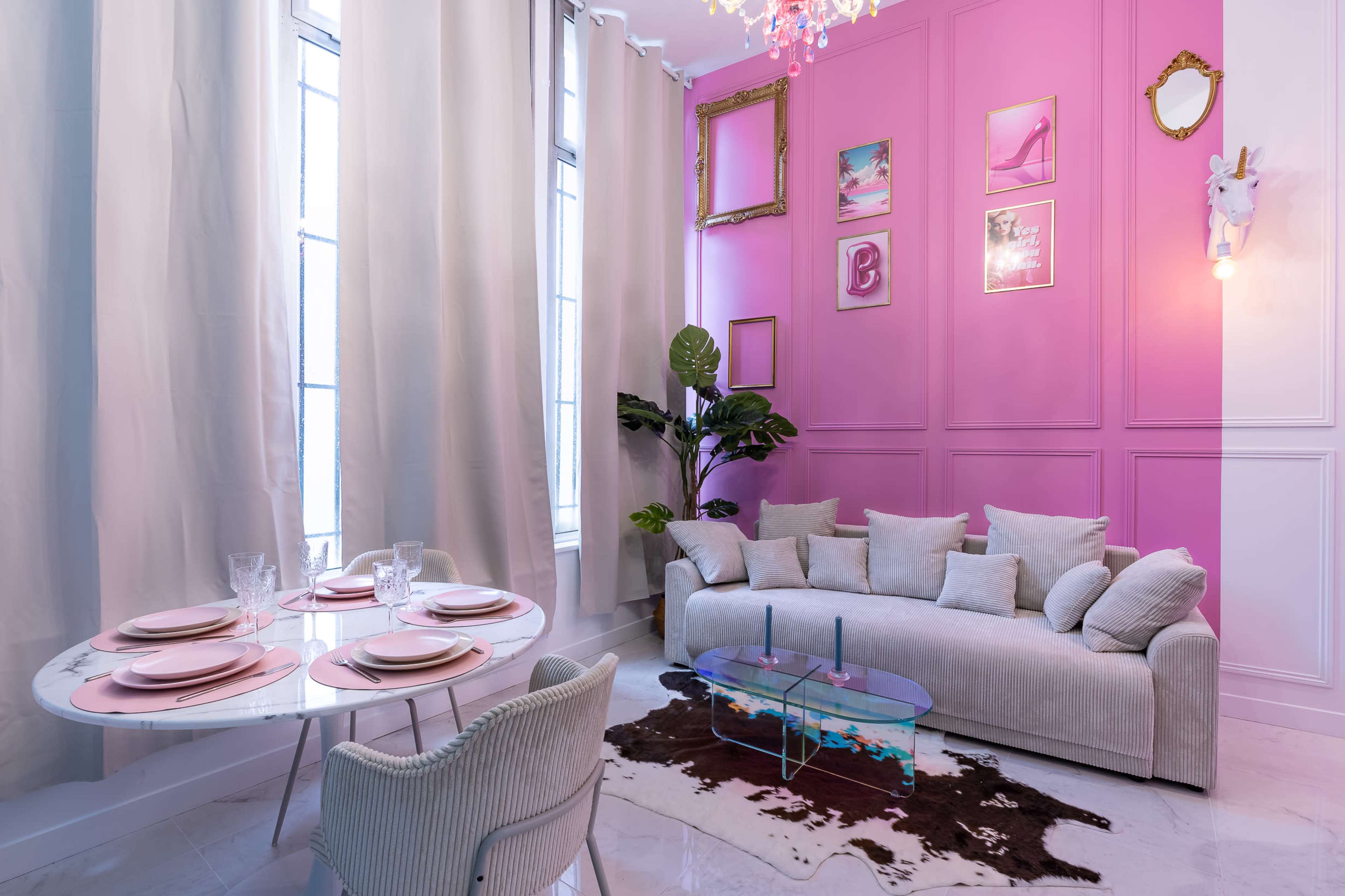 Appartement Atypique style Barbie Paris 11 Image dans Porte-Saint-Martin, PARIS, 