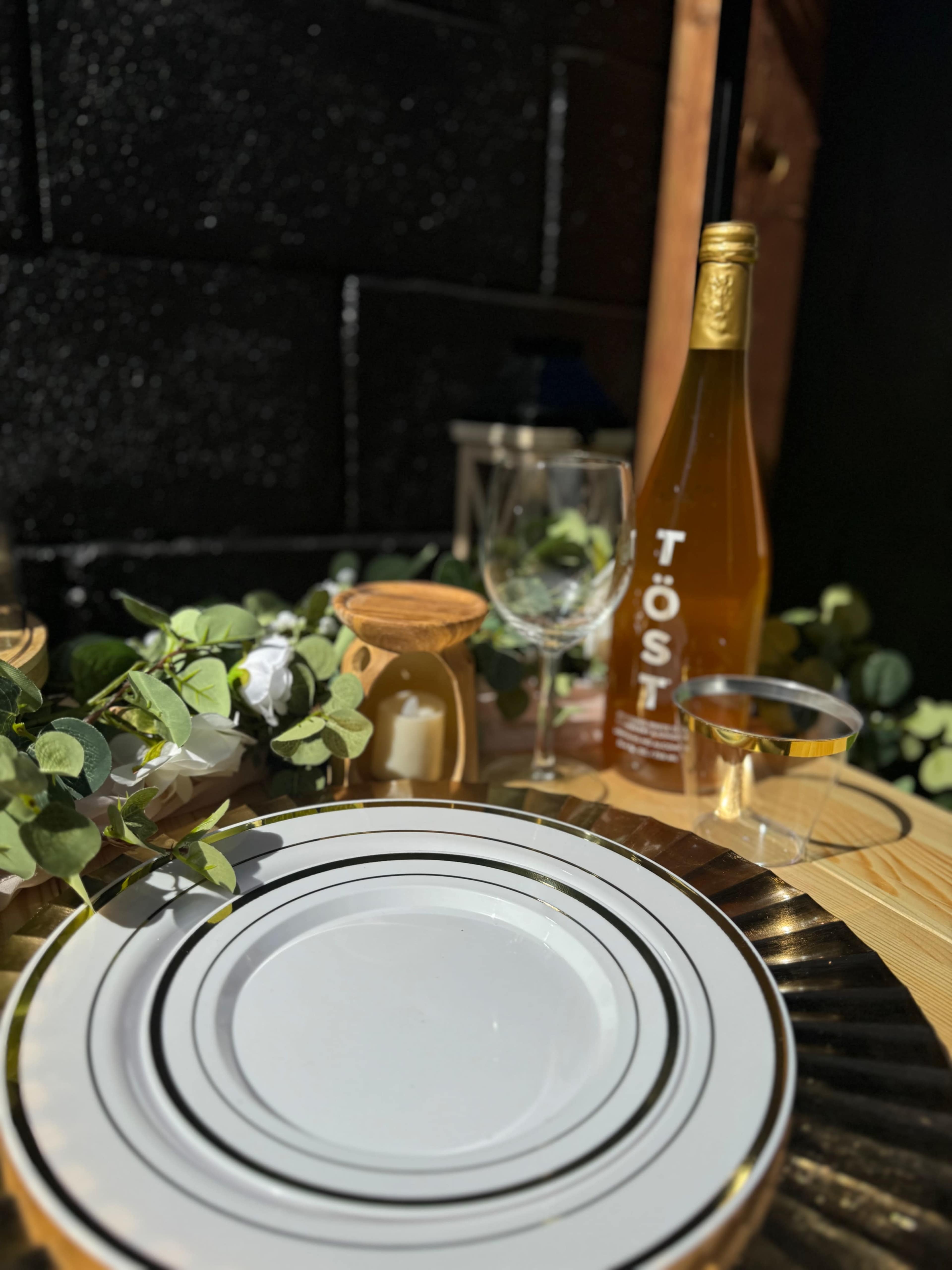 Eden for Two…Great for date night, proposals, anniversaries and photography shoots Image in Buena Park, Buena Park, CA