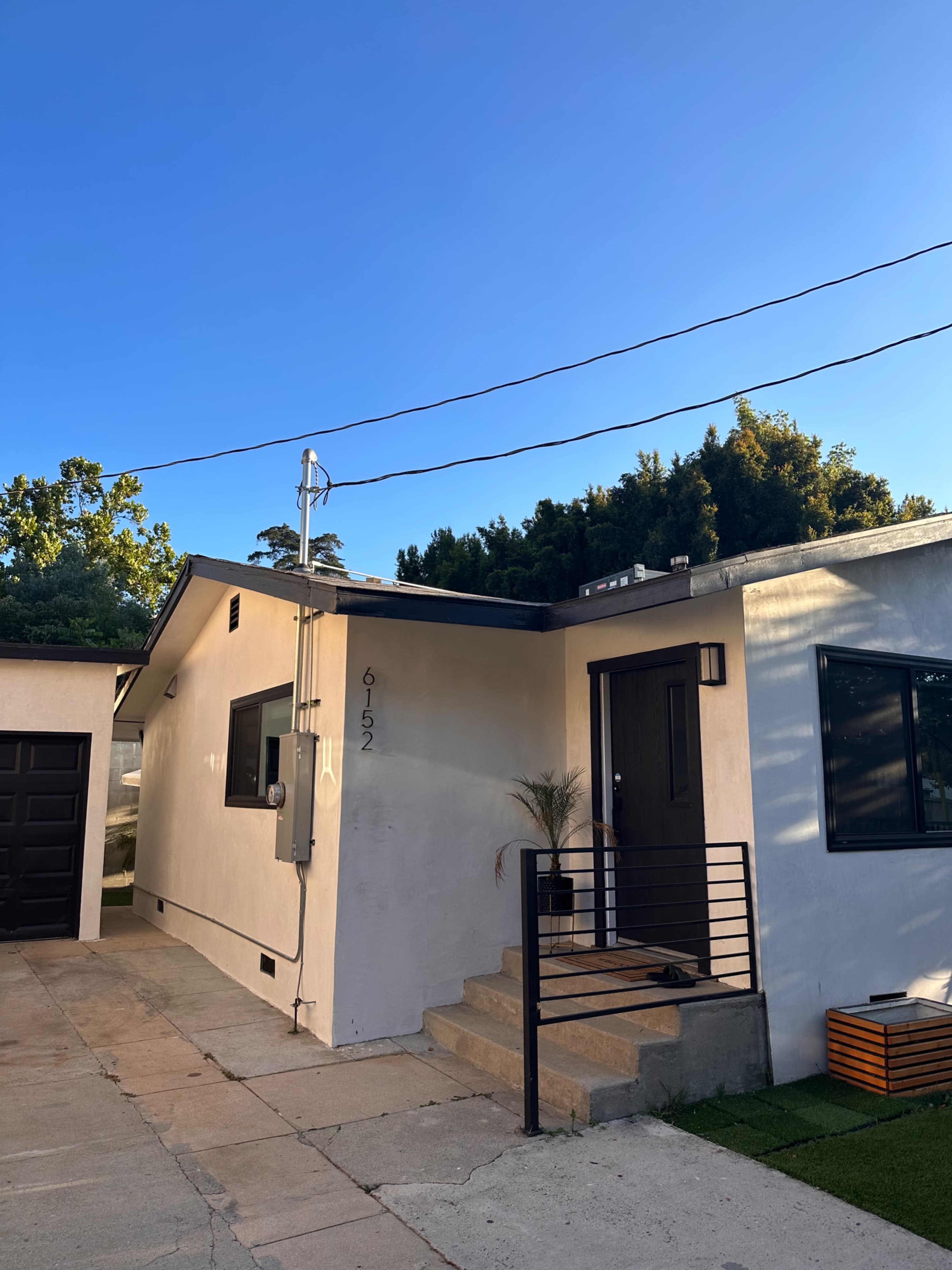 HLP cute modern home with yard Image in Northeast Los Angeles, Los Angeles, CA
