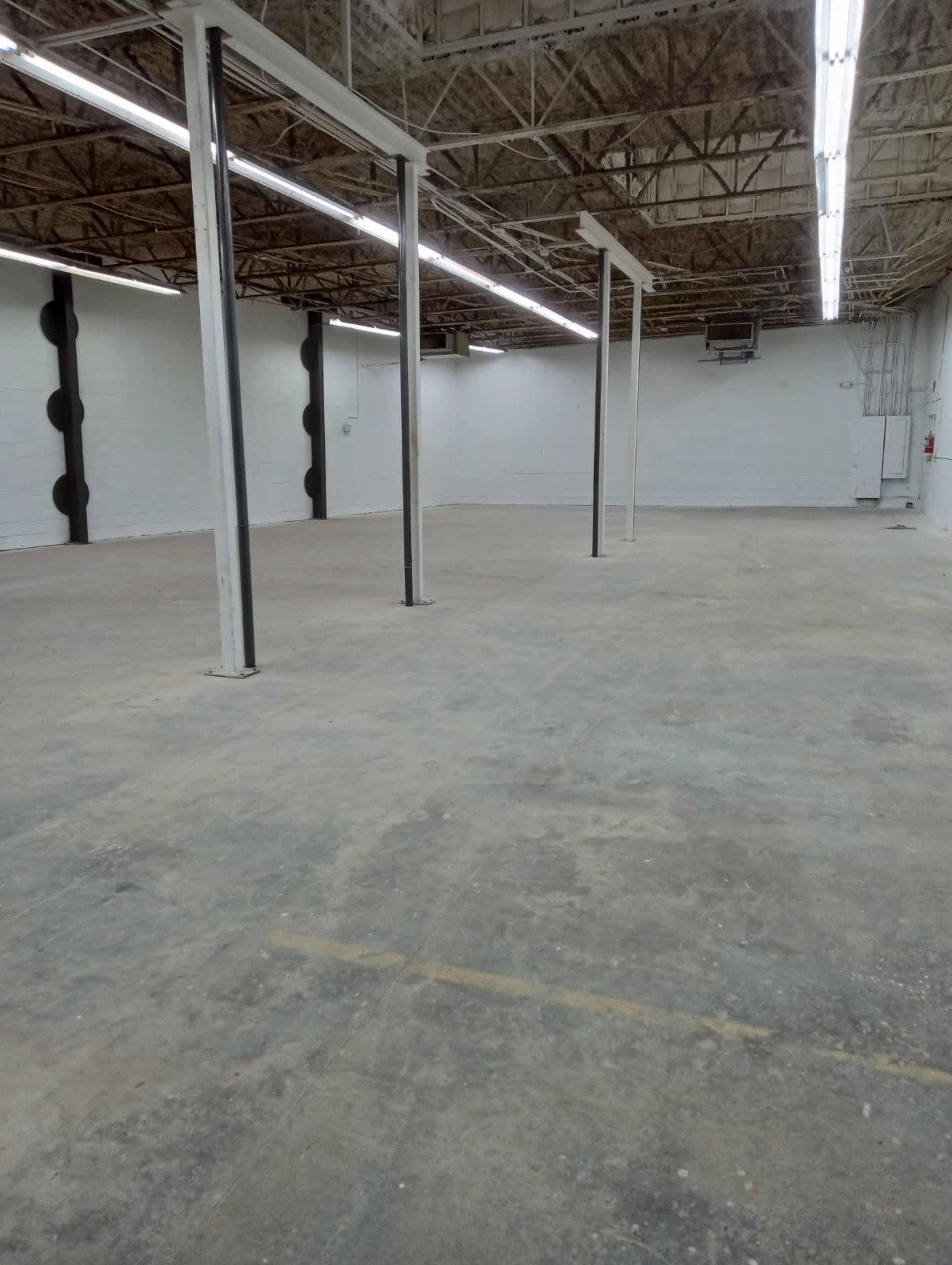 The Phoenix Industrial Warehouse Image in Rayon City, Old Hickory, TN