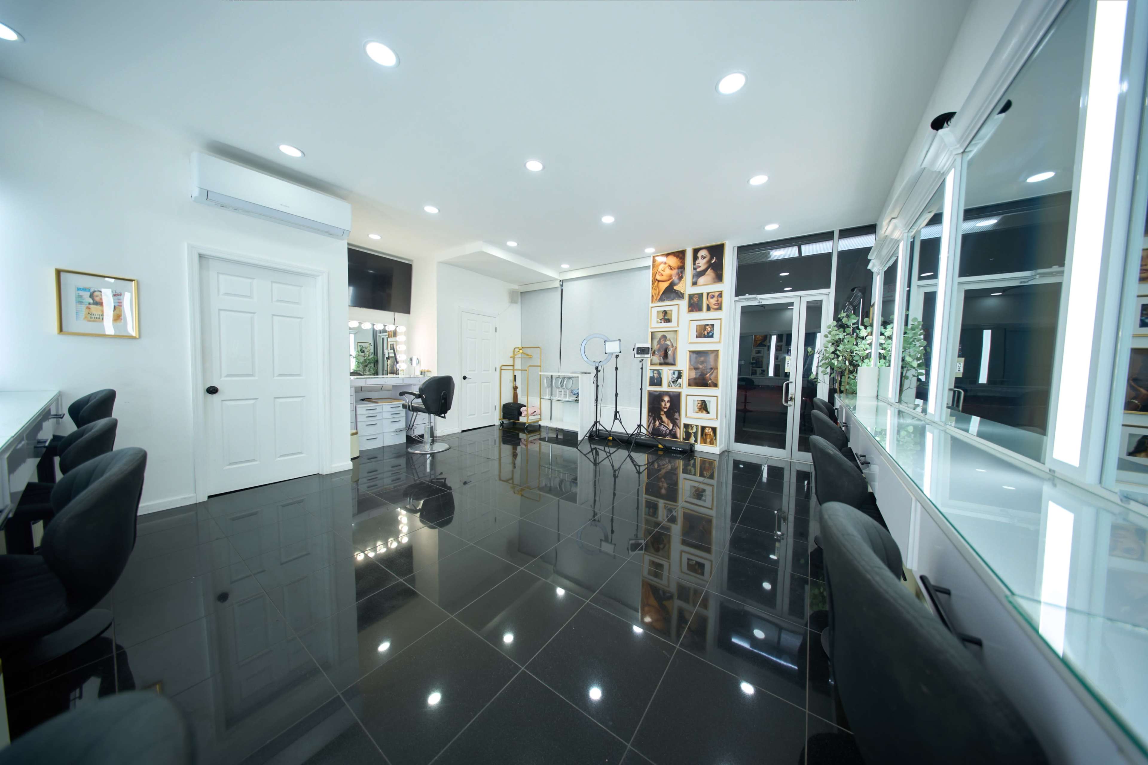 Boutique Beauty Studio for Workshops & Content Creation Image in Morris Park, Bronx, NY