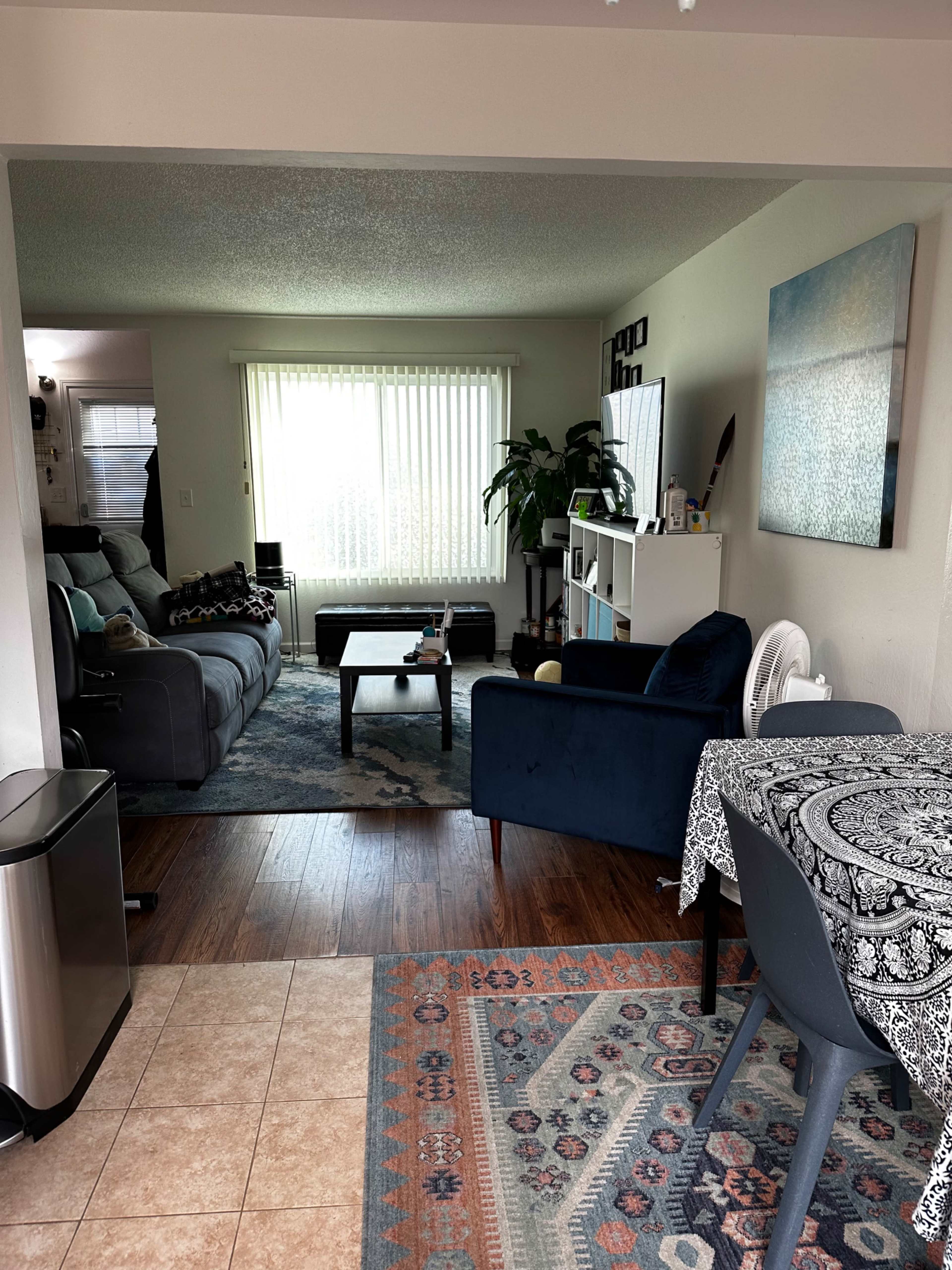 Is located close to downtown. Empty room in a 2 bed 1.5 bath apartment. Image in Livermore, Livermore, CA