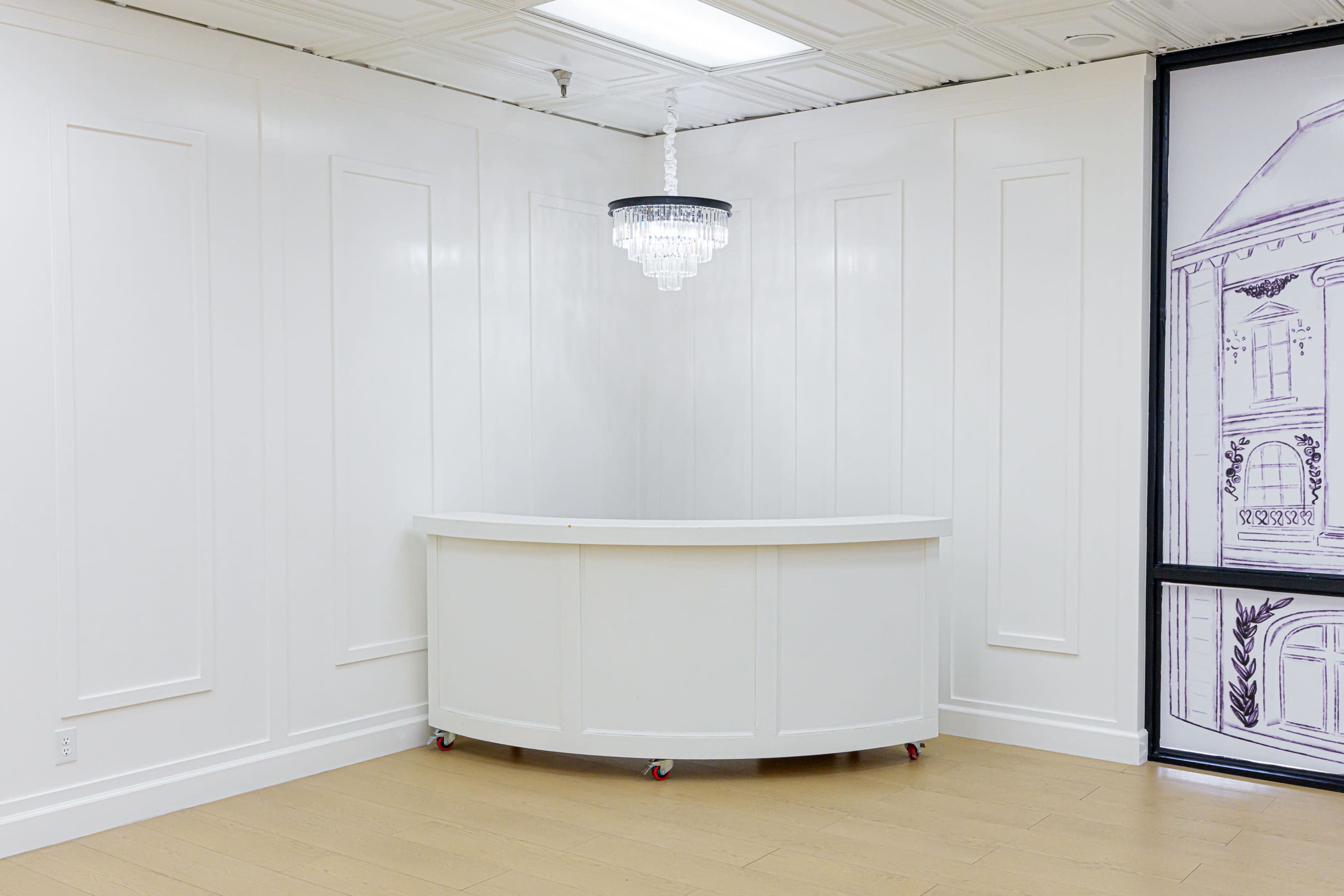 AFFORDABLE BLANK-CANVAS VENUE (10MIN FROM DISNEYLAND) Image in Southwest Anaheim, Anaheim, CA