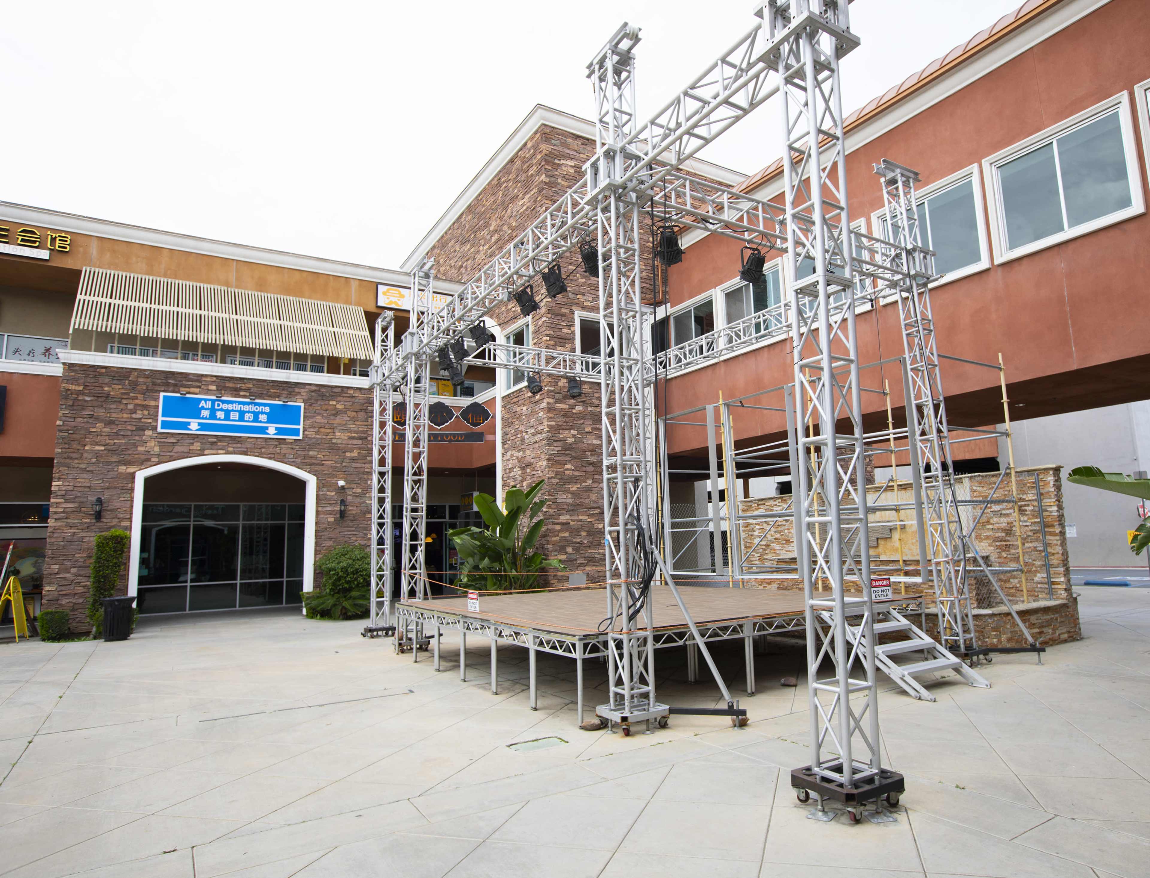 Open Plaza Courtyard with Performance Stage Image in Rowland Heights, Rowland Heights, CA