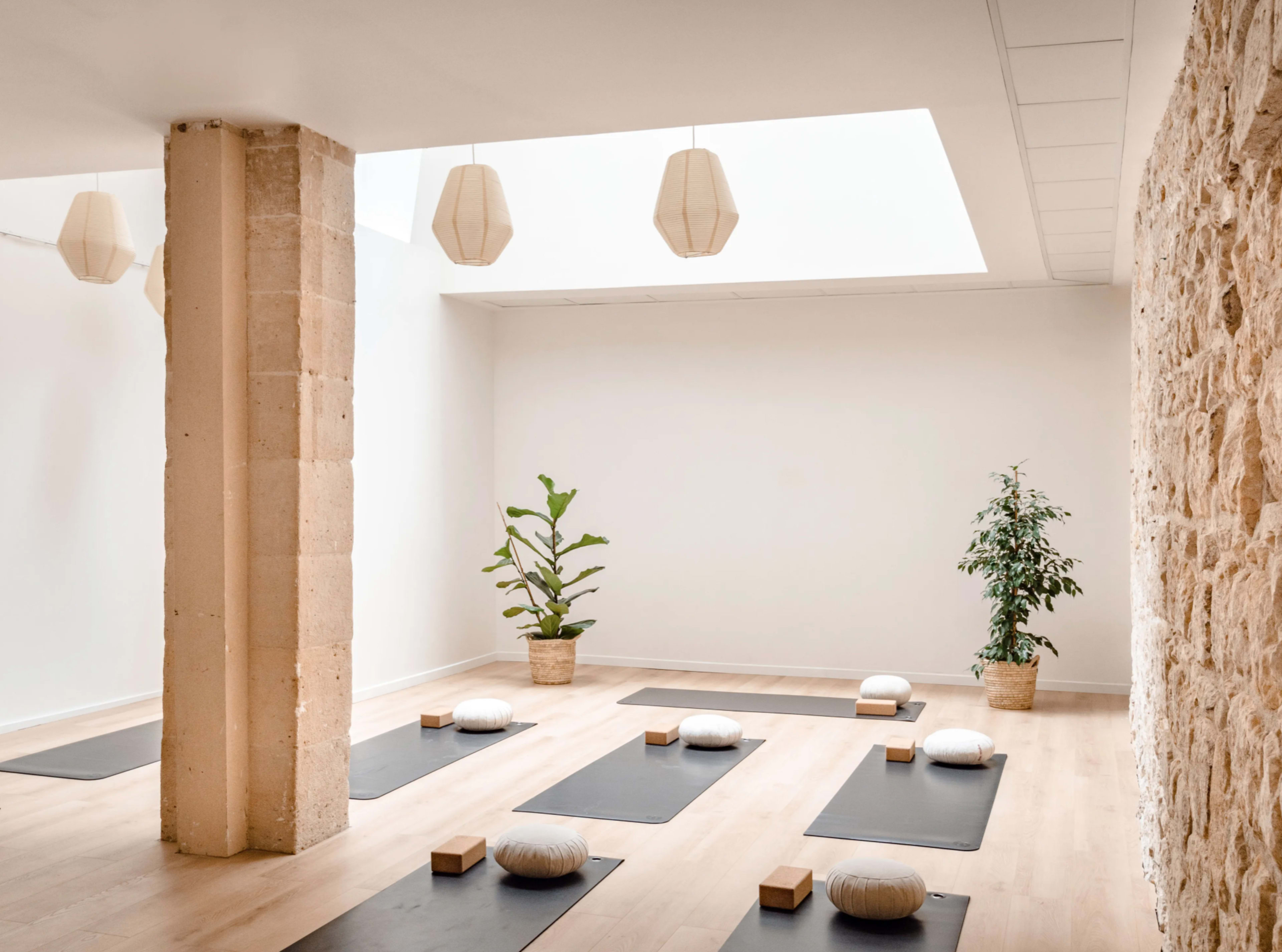Café-Cantine/ Studio de pratique à louer au coeur du marais ! Image dans Sainte-Avoye, Paris, 