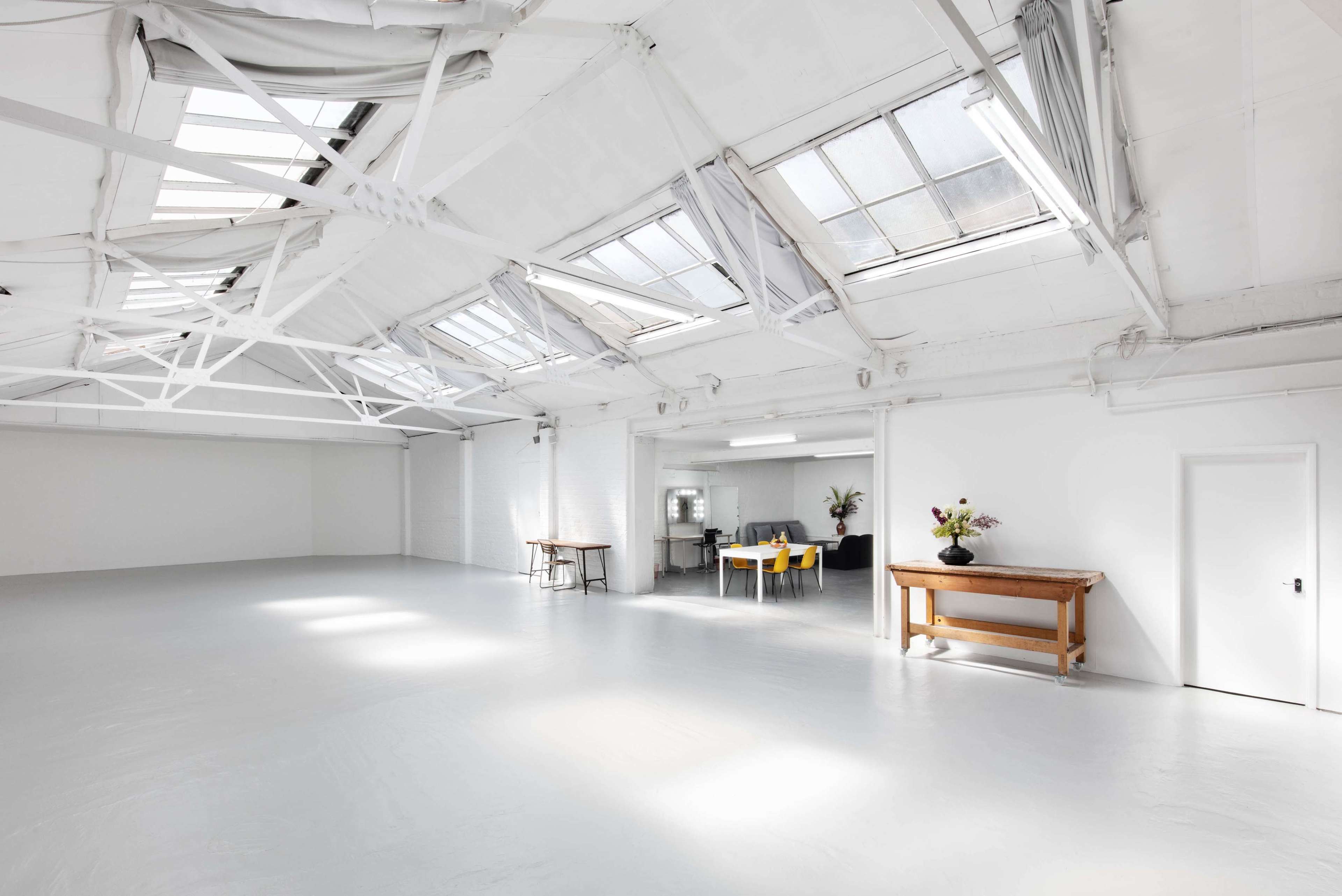 Warehouse Photo & Film Studio Image in Dalston, London, ENG