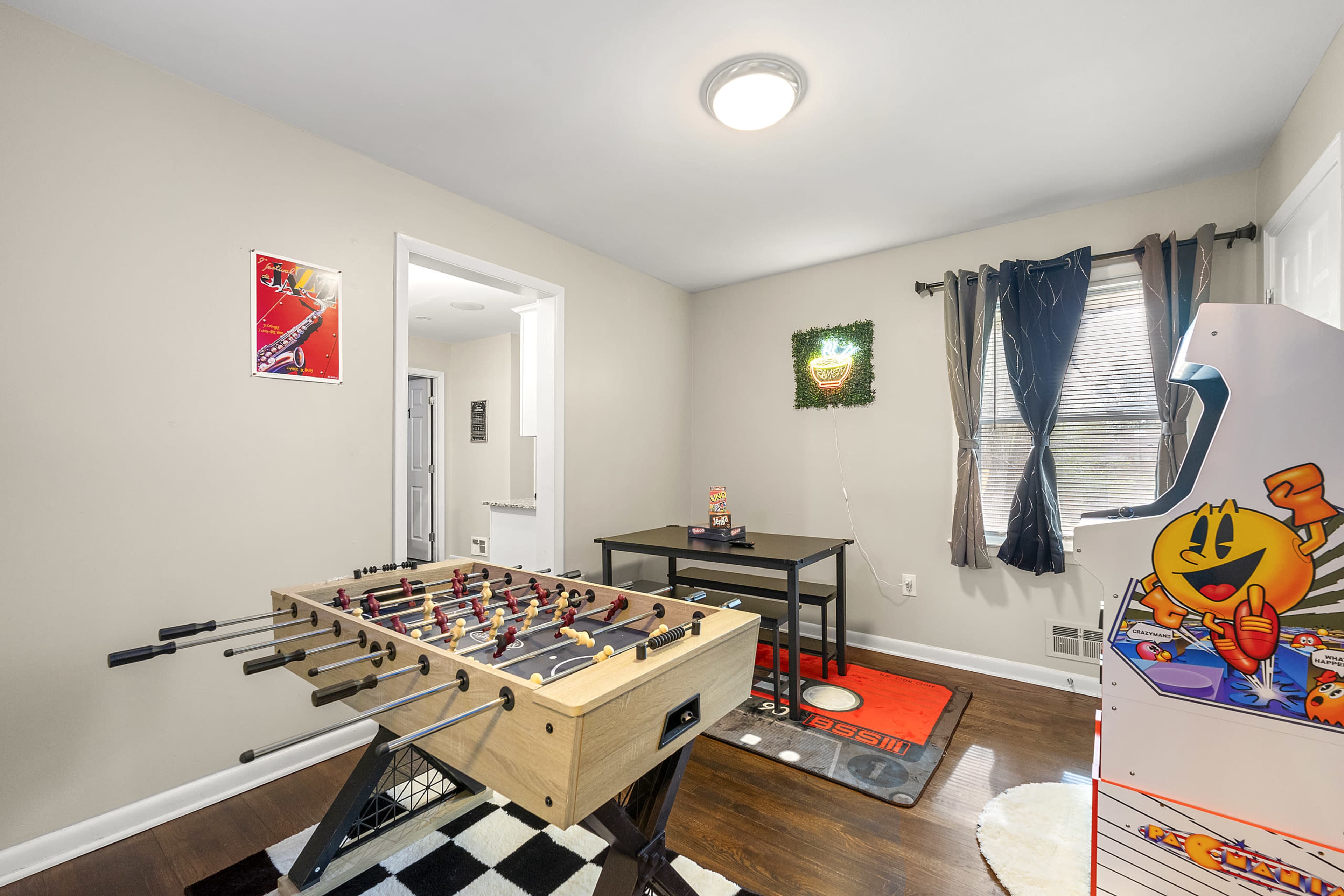 The Big Red House in ATL by Hartsfield-Jackson Airport Image in East Point, Atlanta, GA