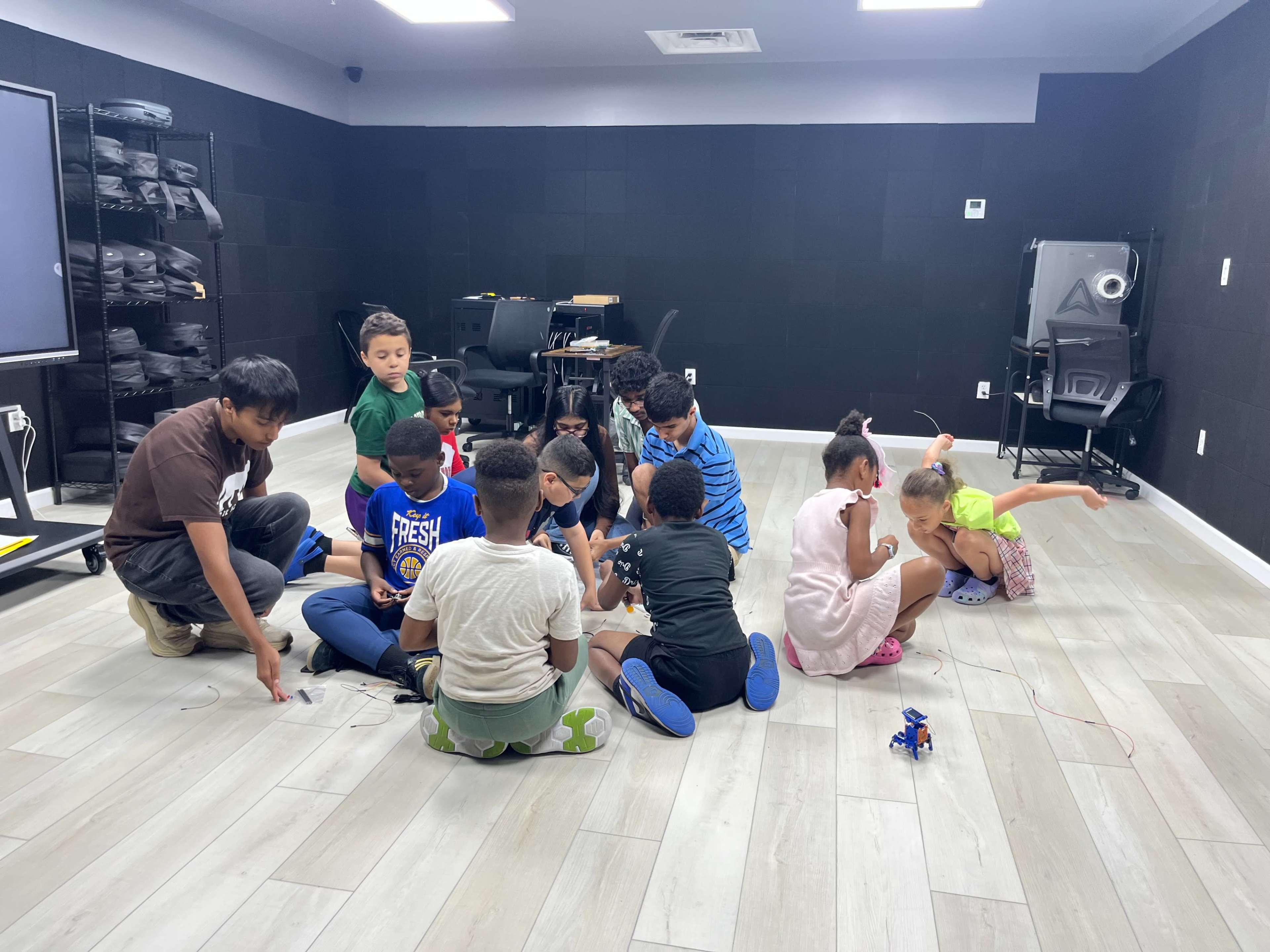 V R Matrix Virtual Reality Room Image in Greenville, Jersey City, NJ