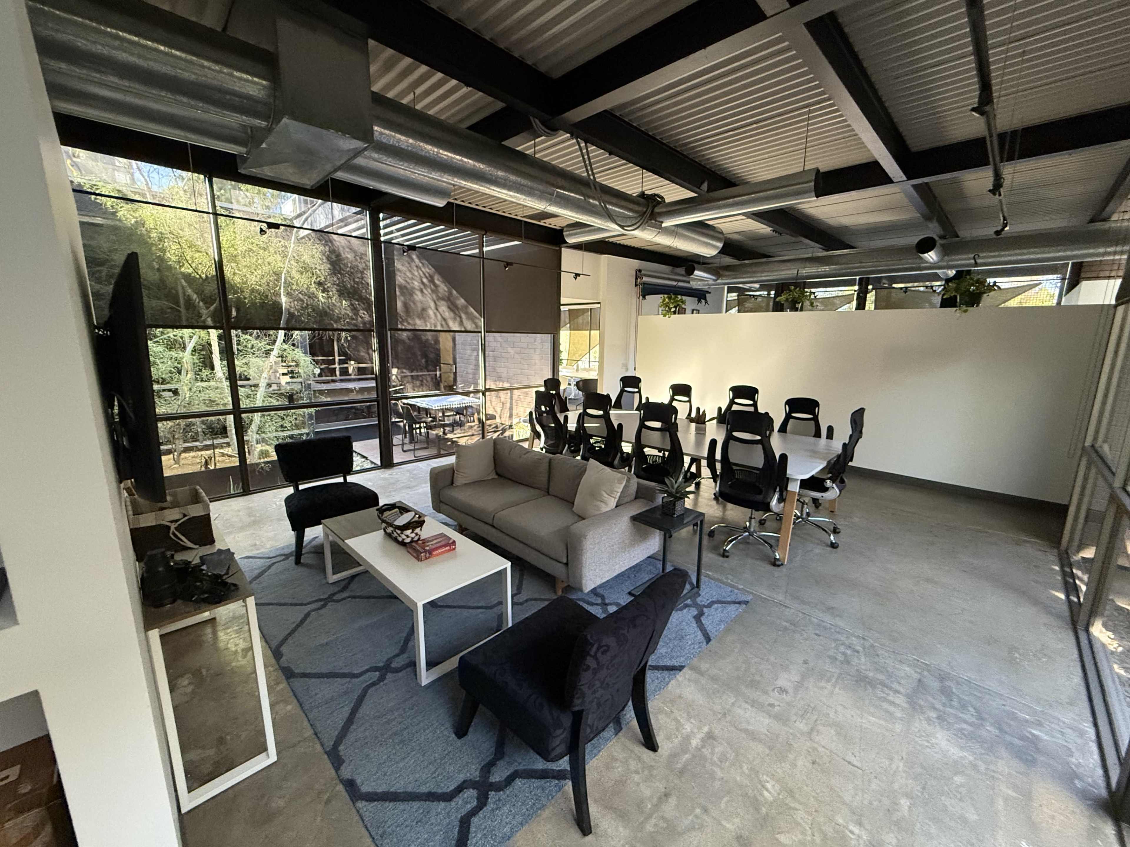 Spacious Modern Studio & Office with Versatile Filming Areas Image in Encanto Village, Phoenix, AZ