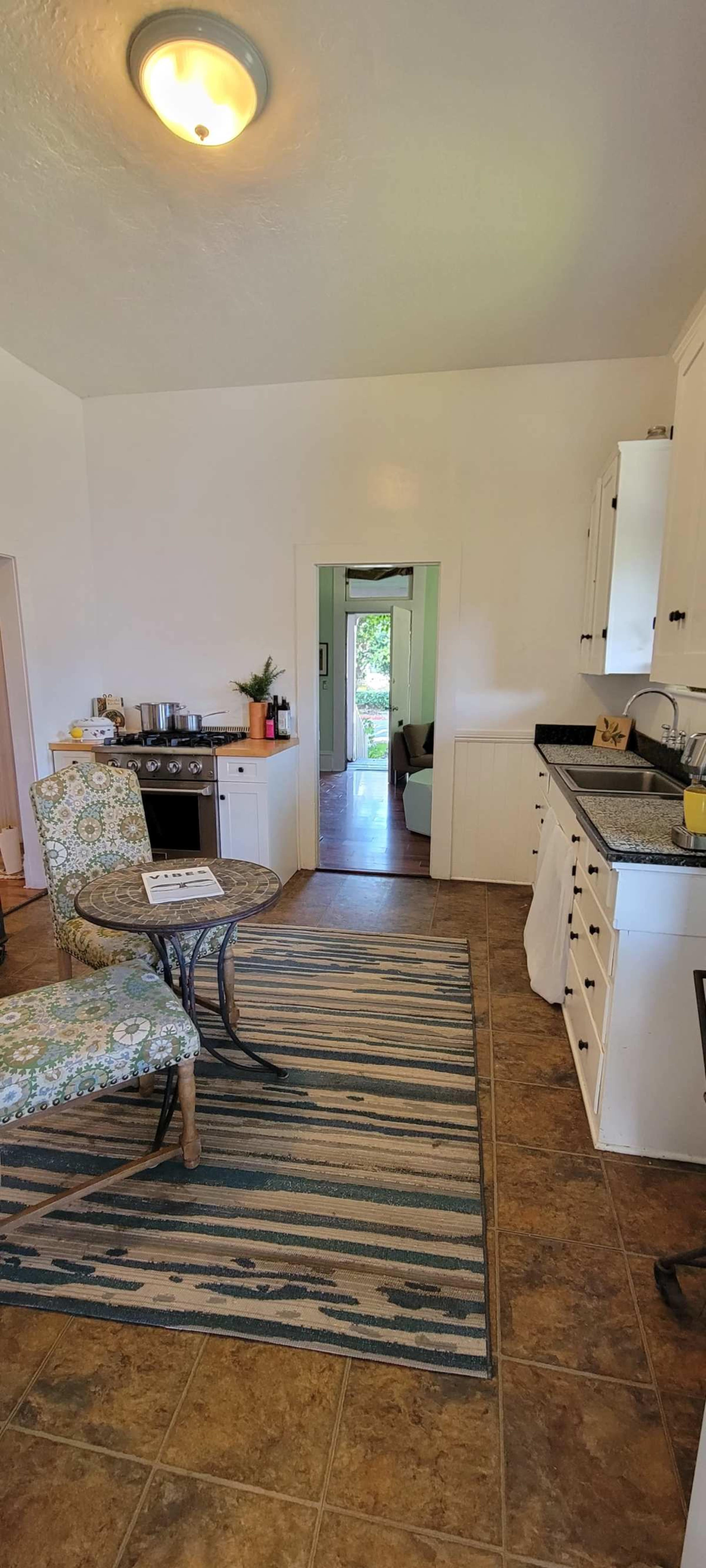 Rustic Beach Farm style Victorian Image in Seabright, Santa Cruz, CA