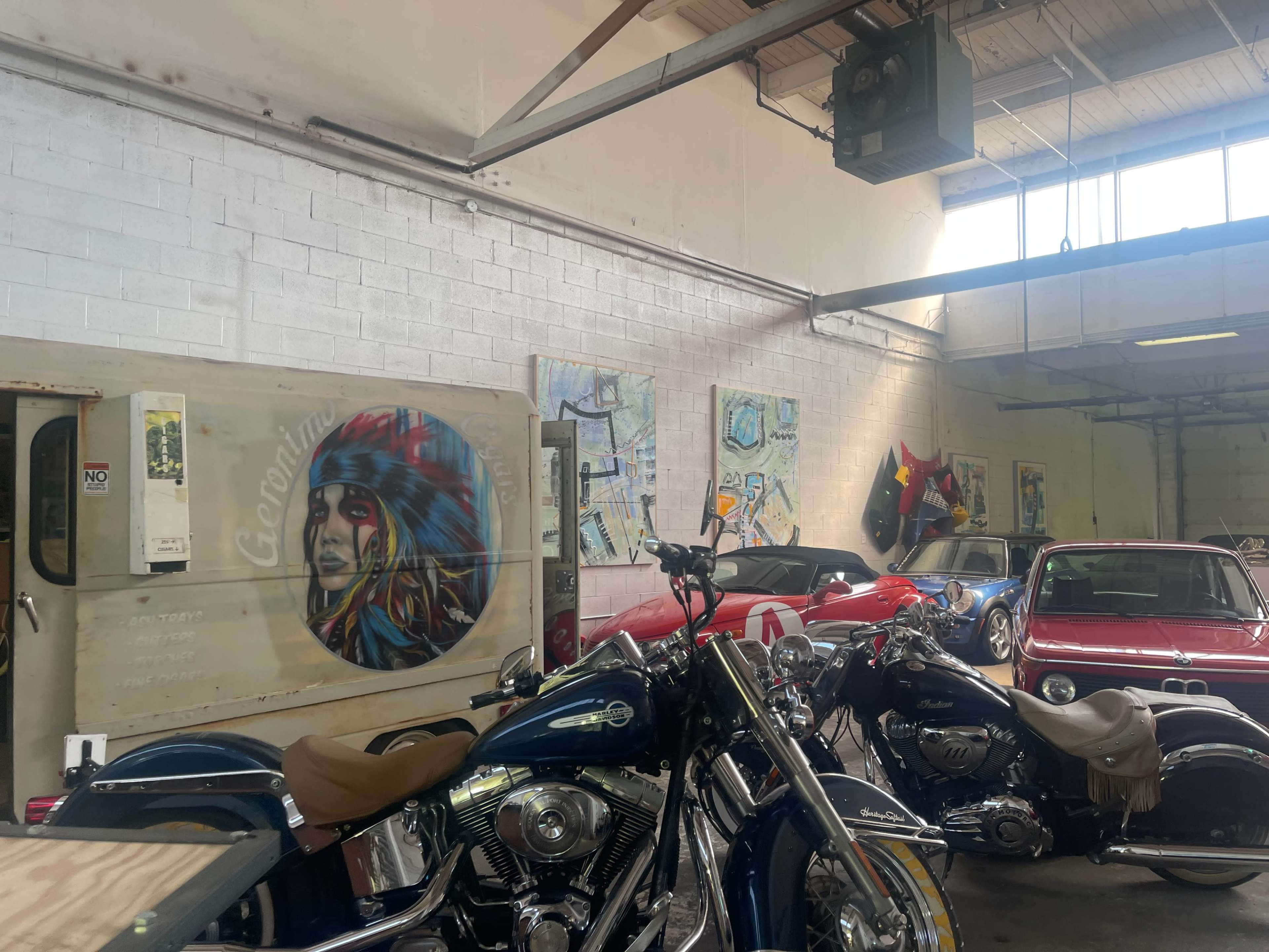 Studio VehicArt Image in Clearing, Chicago, IL