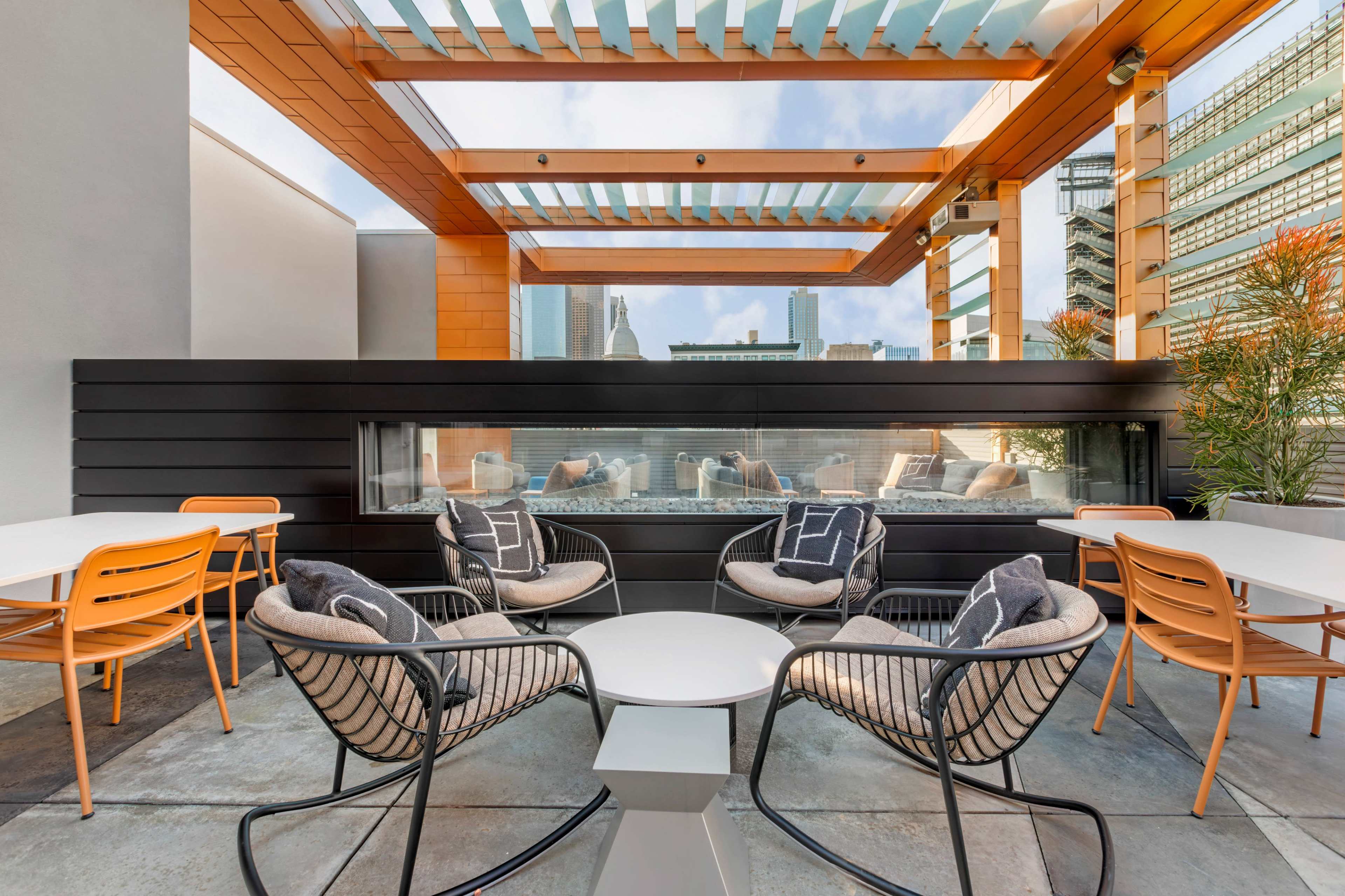 Beautiful Open-Concept Rooftop Lounge Downtown! Image in Downtown Los Angeles, Los Angeles, CA