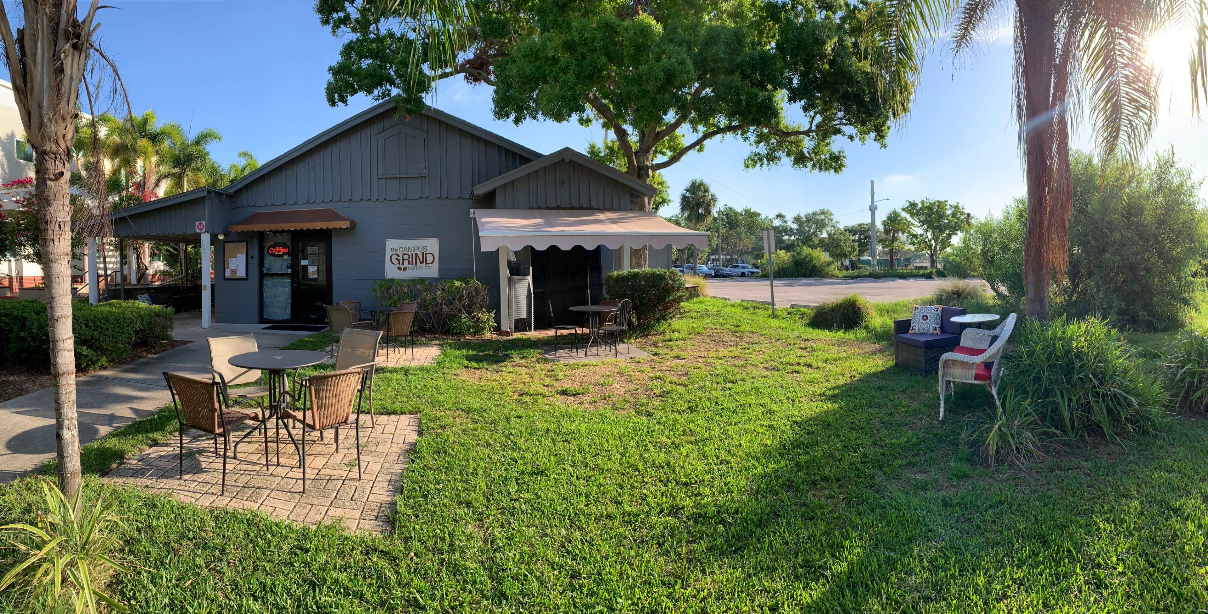 Downtown Versatile Coffeehouse with Cozy Indoor/Outdoor Space Image in Waterfront Arts District, St. Petersburg, FL