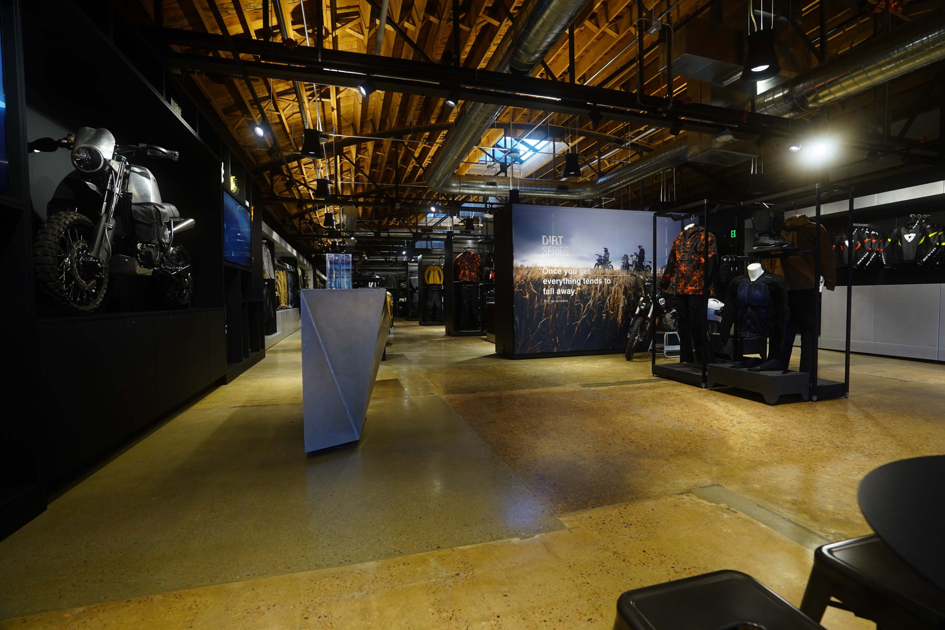 Powersports/outdoor industry space for daily rent Image in Five Points, Denver, CO