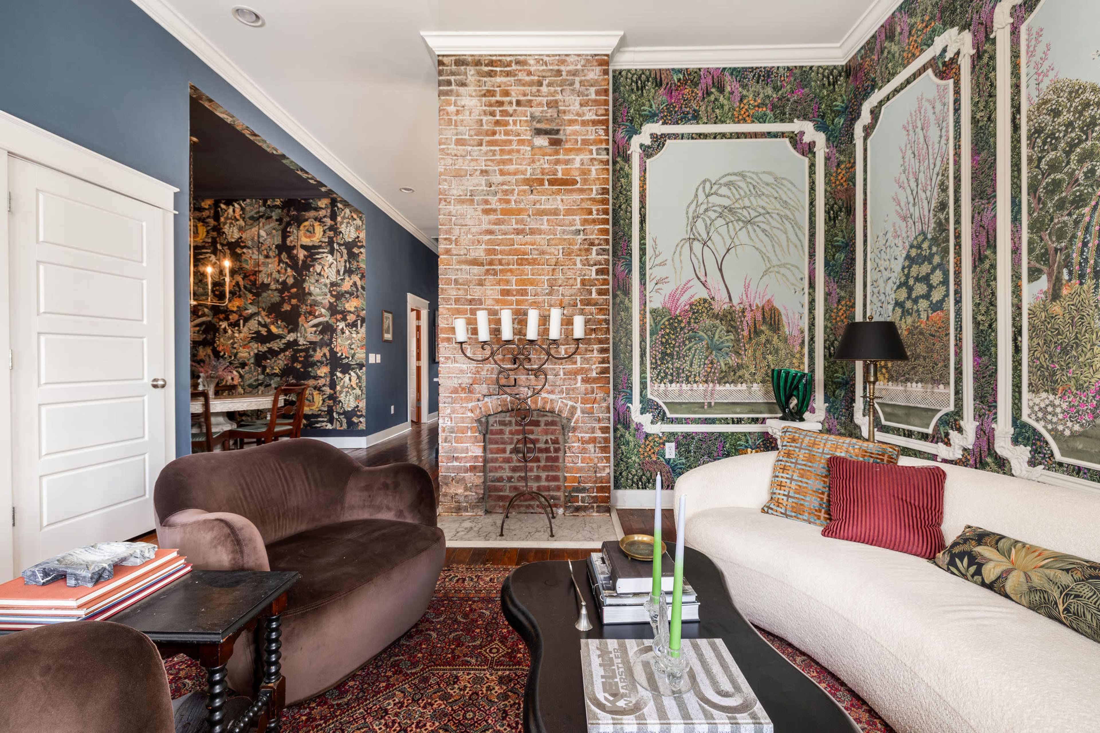 Bold Boutique-Hotel Style House Image in Chestnut Hill, Nashville, TN