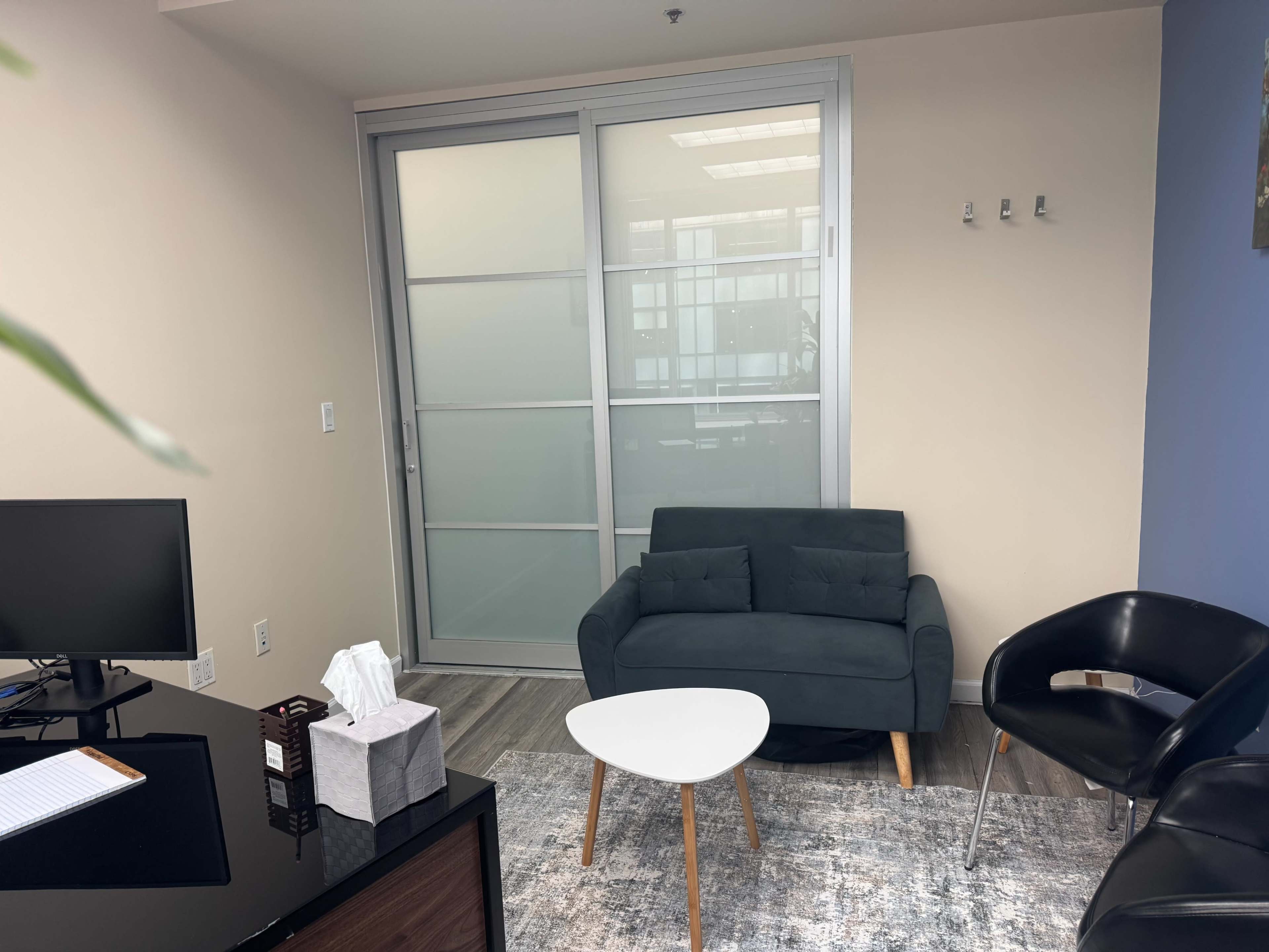 Private Huge Windowed Space, Excellent for Therapists near Bryant Park *Grand Opening Special* Image in Midtown Manhattan, New York, NY