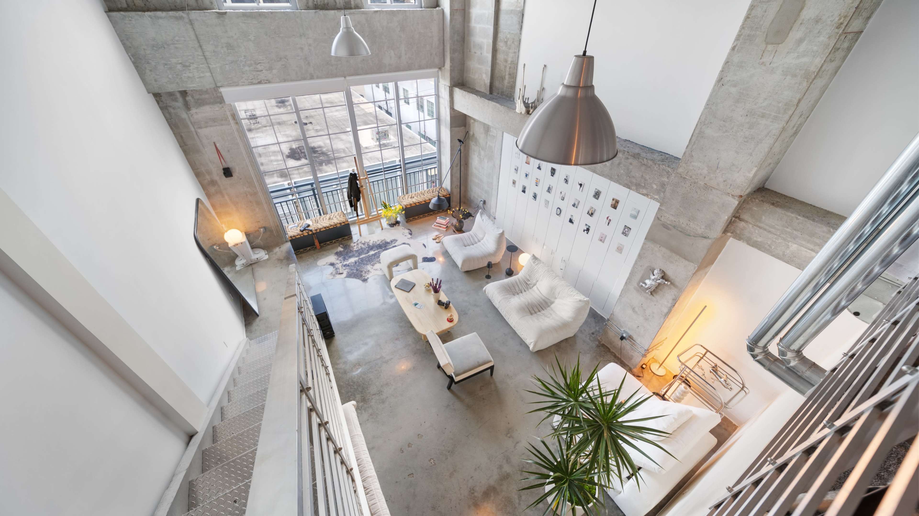 Natural Light Loft - Editorials, Ad Campaigns, Personal Brand Shoots Image in Town Square, Miami, FL