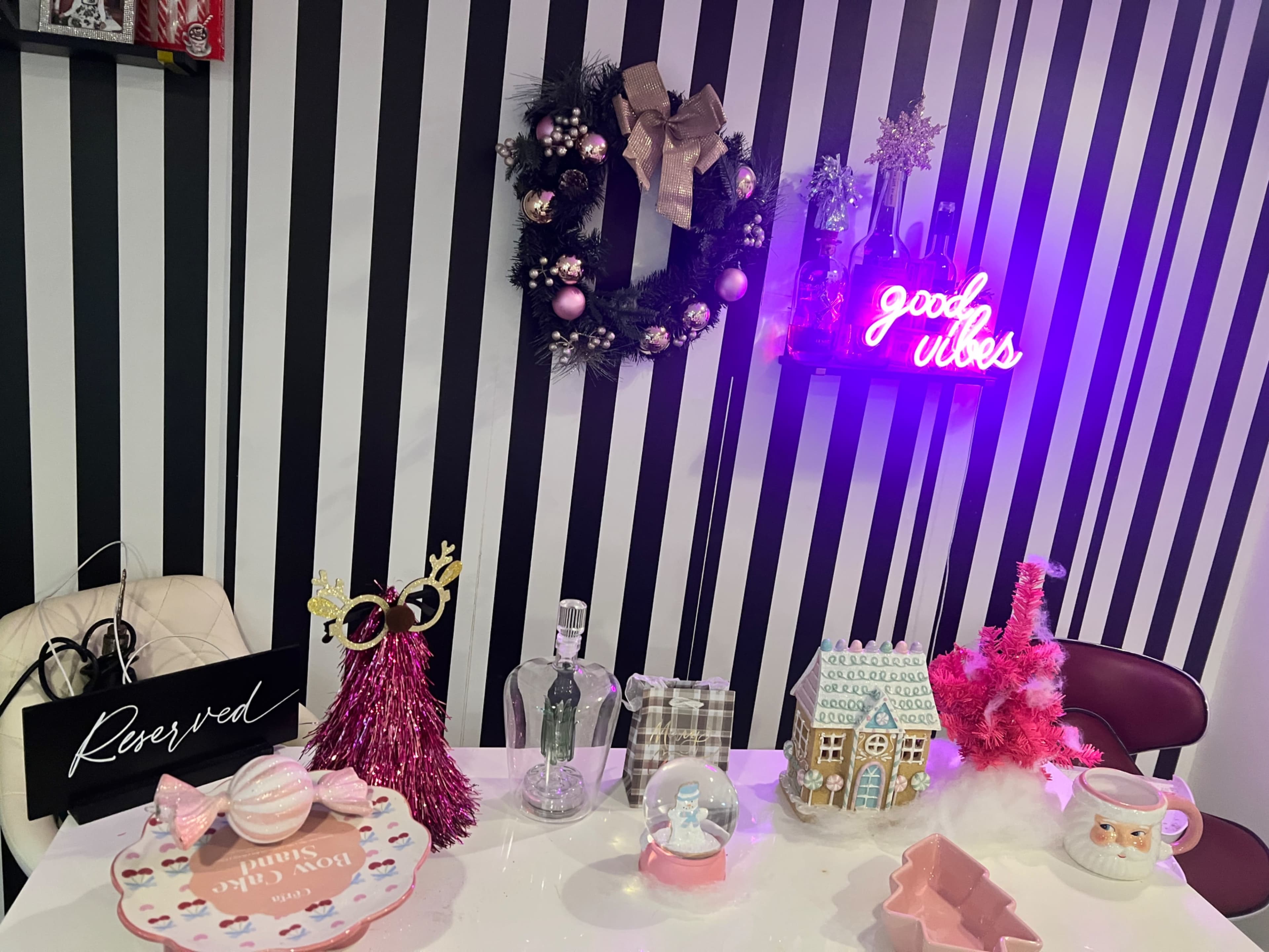 La Dona’s Lounge Image in Walker Mill, District heights, MD