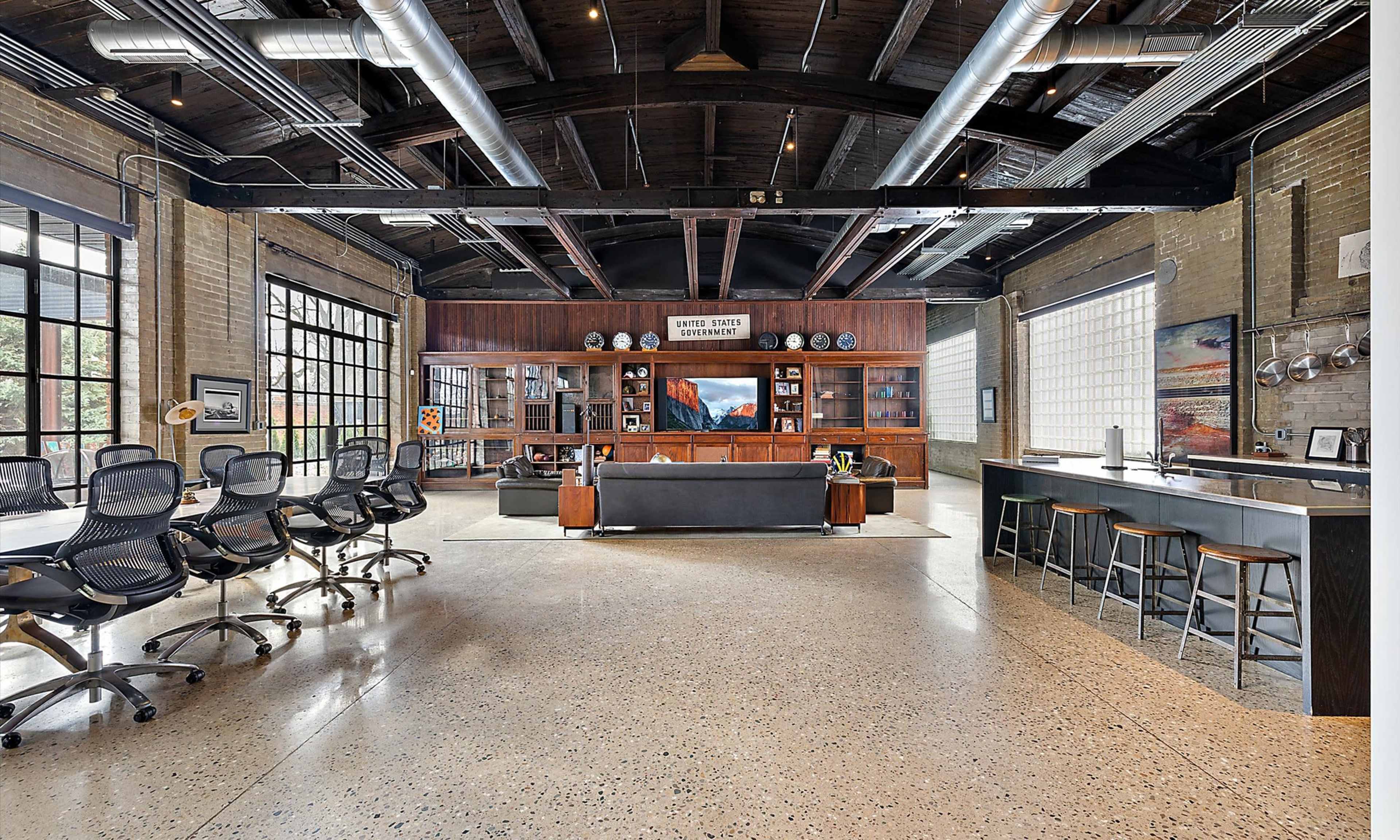 Design-Forward Industrial Loft with Outdoor Patio and Lawn for Supper Clubs, Shoots, and Brand Events in the Heart of Detroit, Michigan. Image in Woodbridge, Detroit, MI