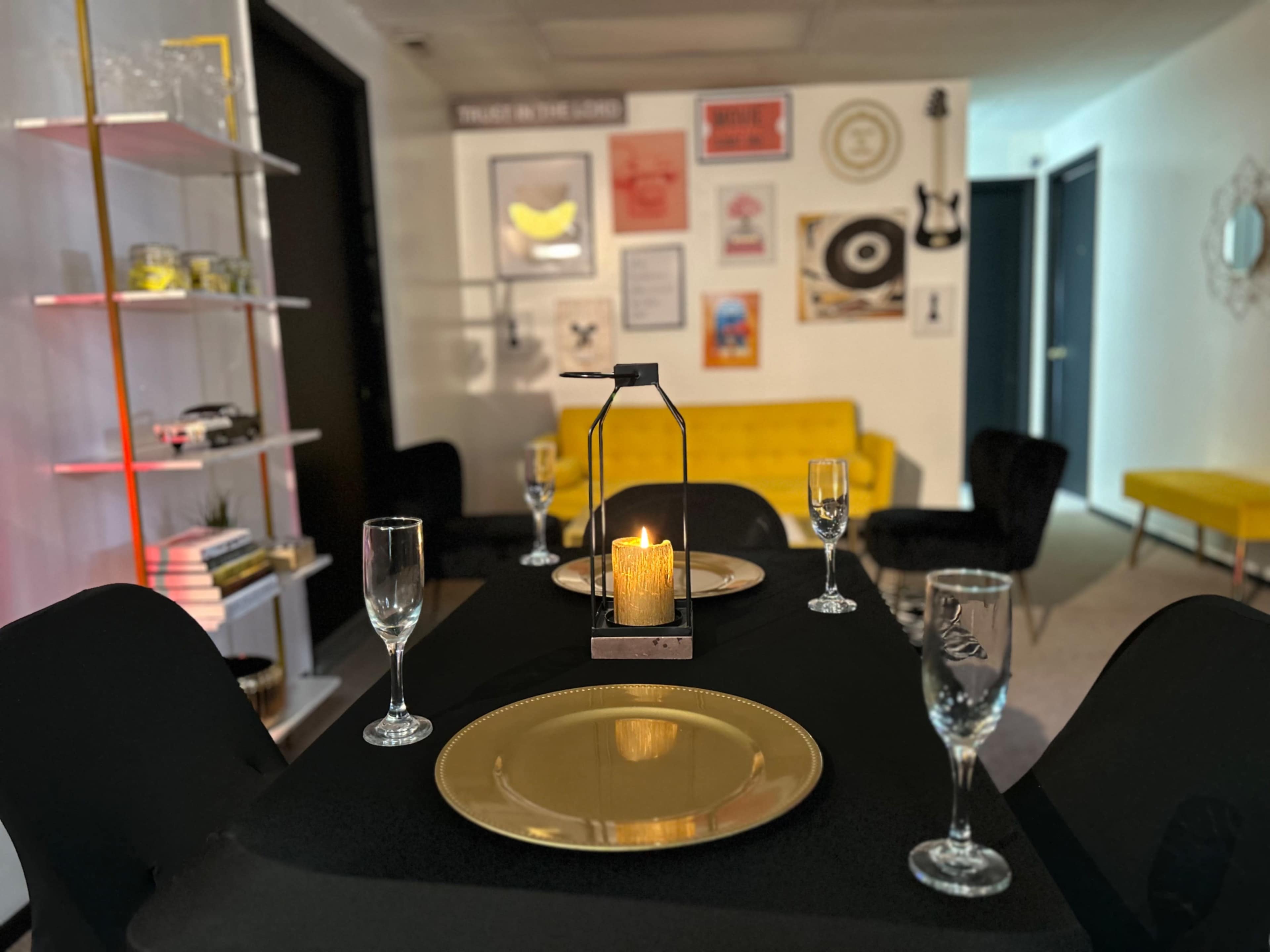 Stylish and Versatile Space for Your Next Event! Perfect for Private Gatherings, Pop-Up Shops, Workshops, and More! Image in St. Clair Shores, St. Clair Shores, MI