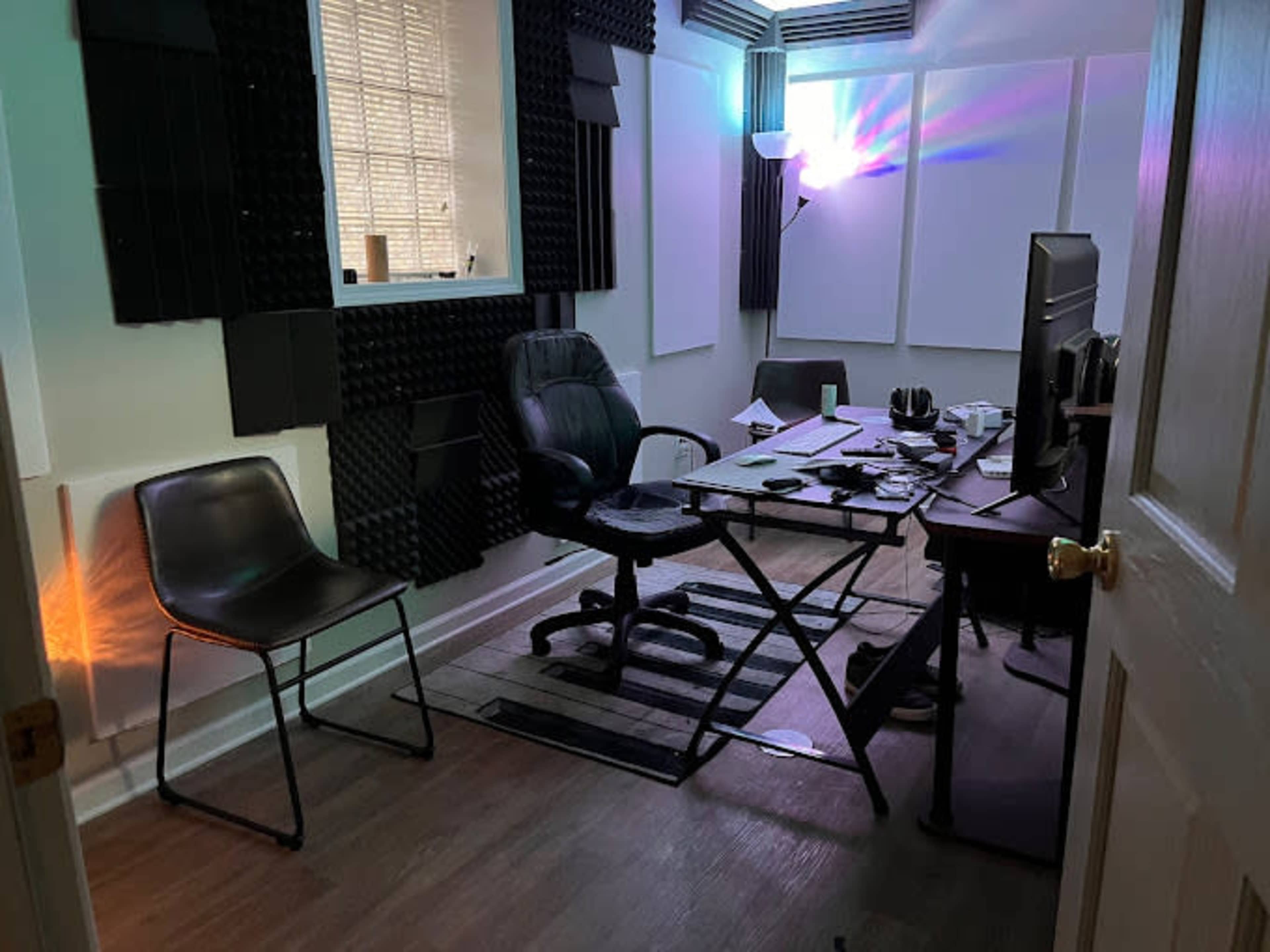 Throne Muzik Studios (Christian Music Studio) Image in Walled Lake, Walled Lake, MI