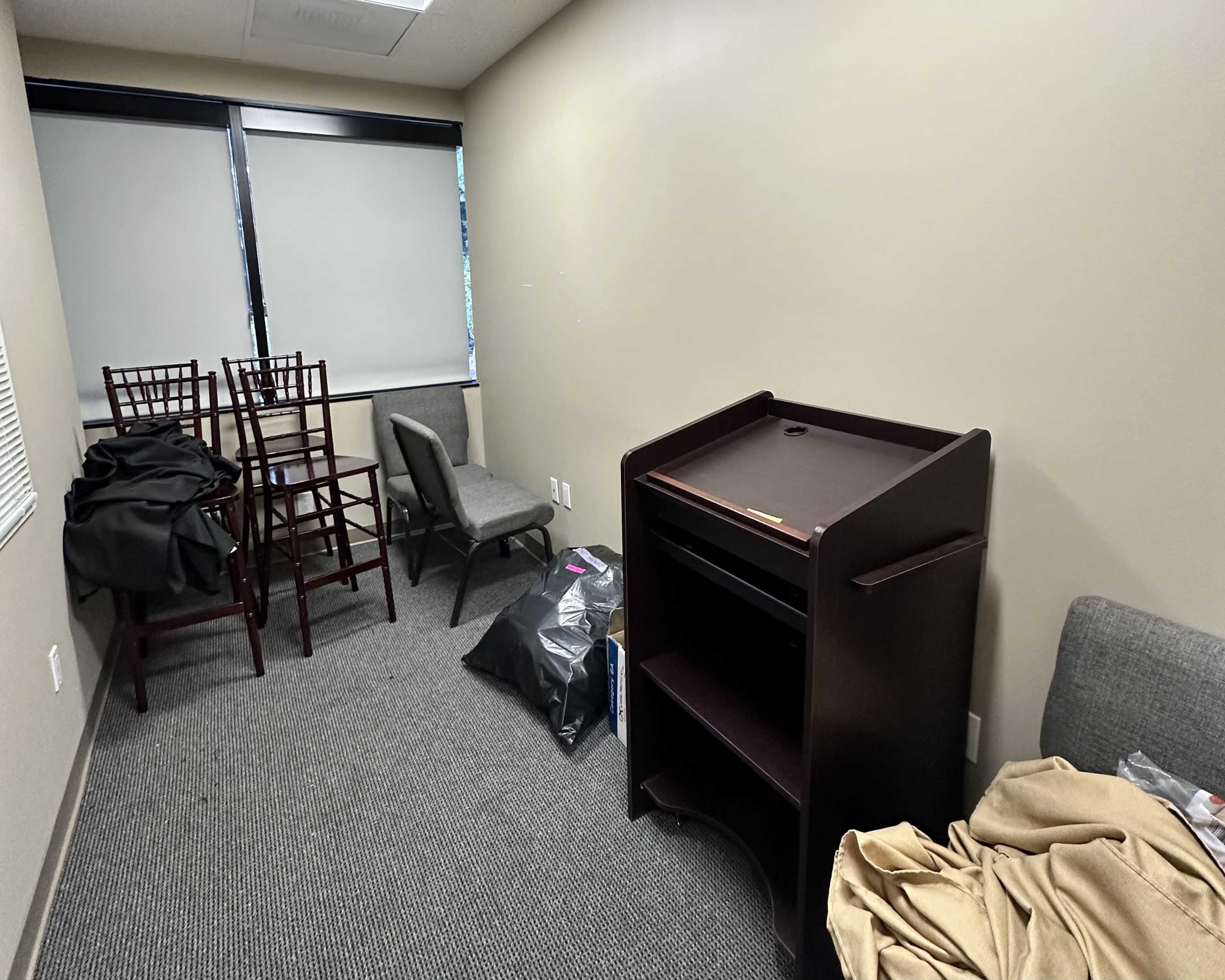 Industrial office/event space. Can be dressed up for a variety of settings and events. Image in Stevenson Ranch, Stevenson Ranch, CA