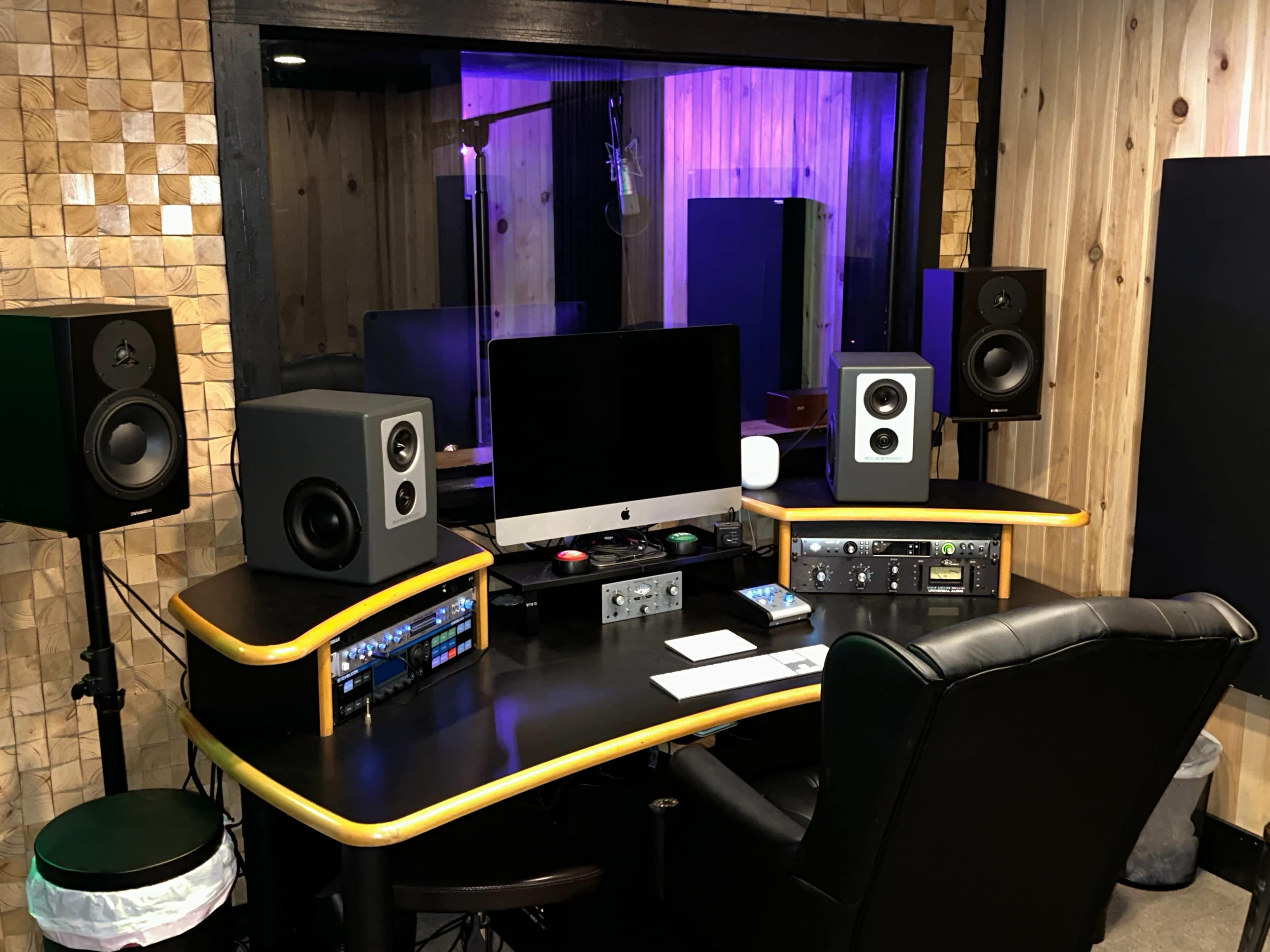 Iamu Studios - Music Recording Studio With Skilled Engineer Image in Charlotte center city, Charlotte, NC