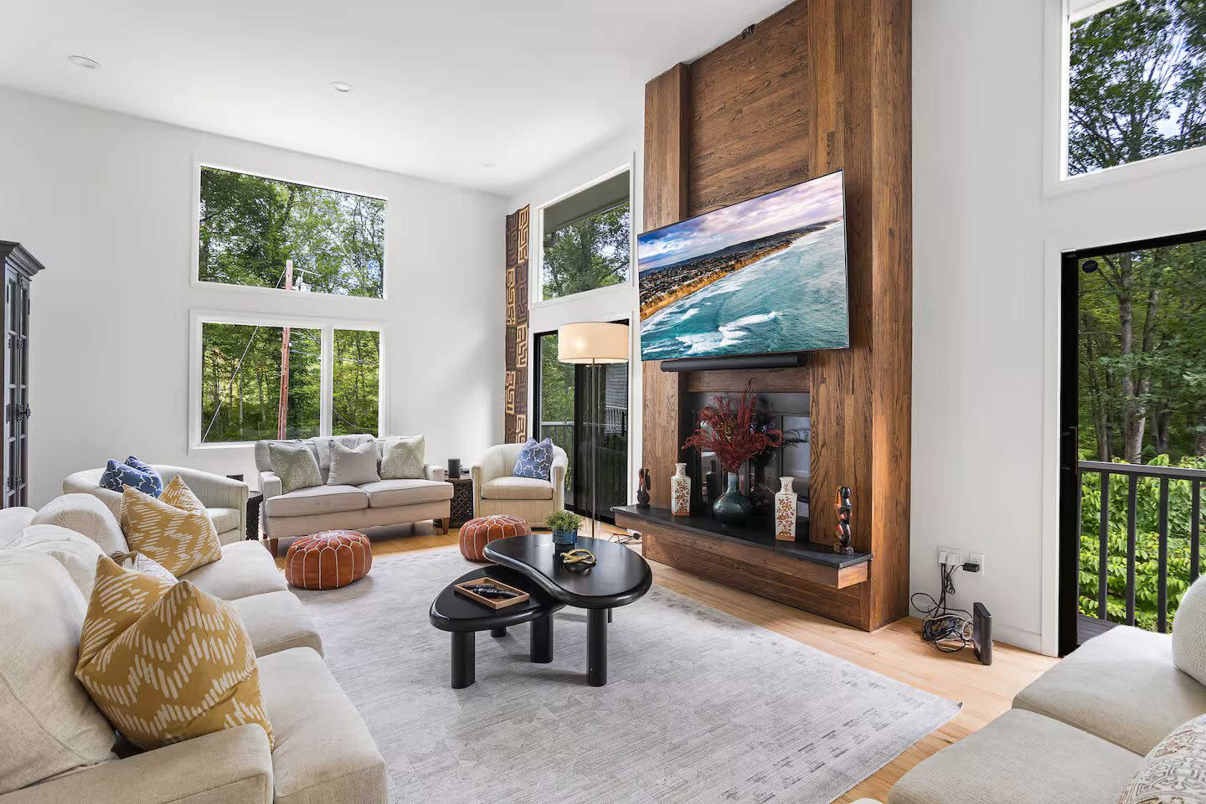 Private Connecticut Estate for Intimate Events & Gatherings Image in Weston, Weston, CT
