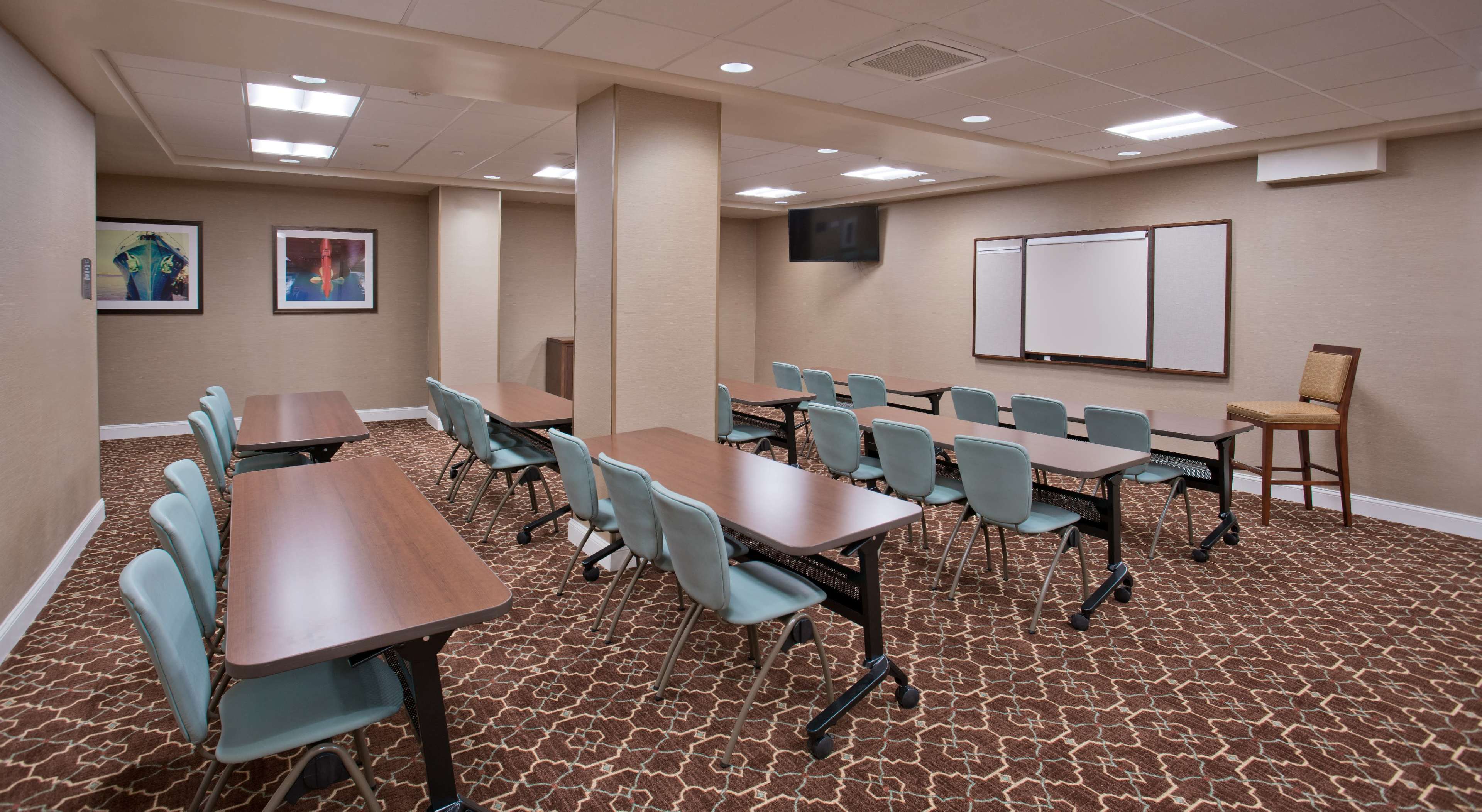 Downtown Harbor Meeting Space Image in Downtown, Baltimore, MD