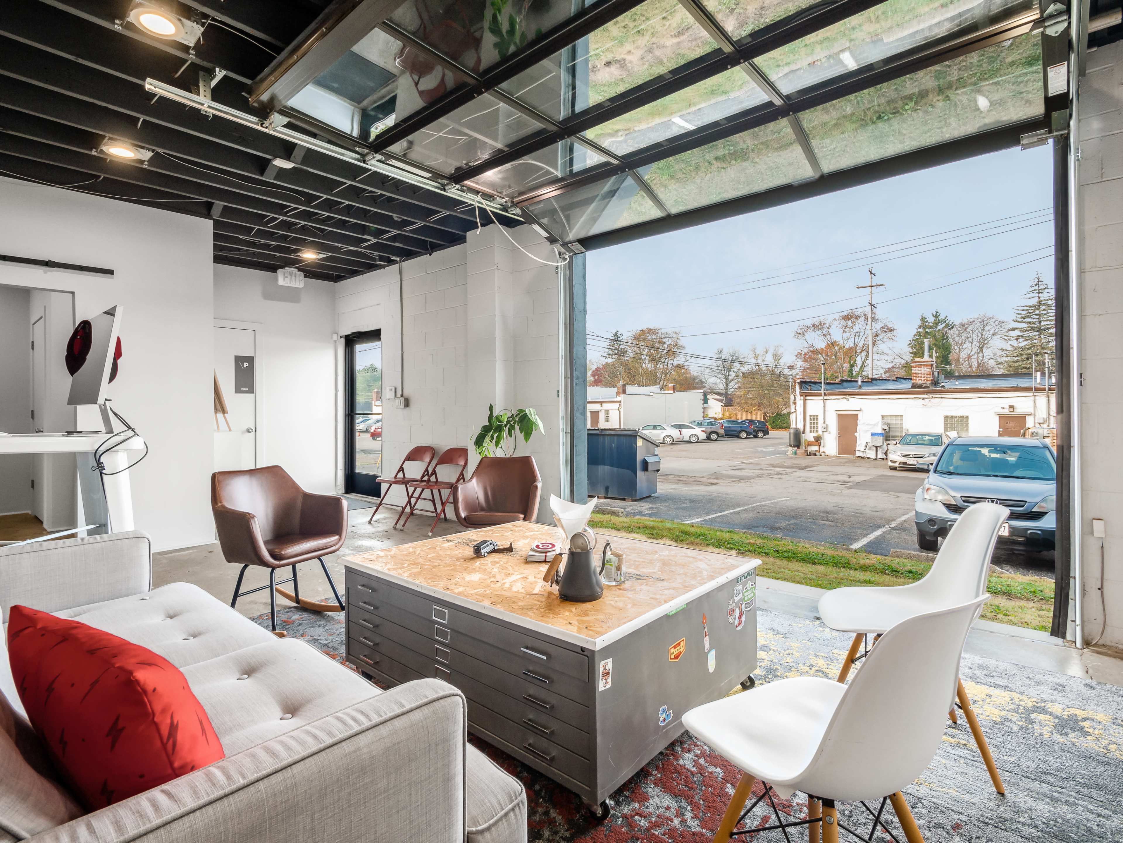 Creative meeting & event space Image in East Beechwold, Columbus, OH