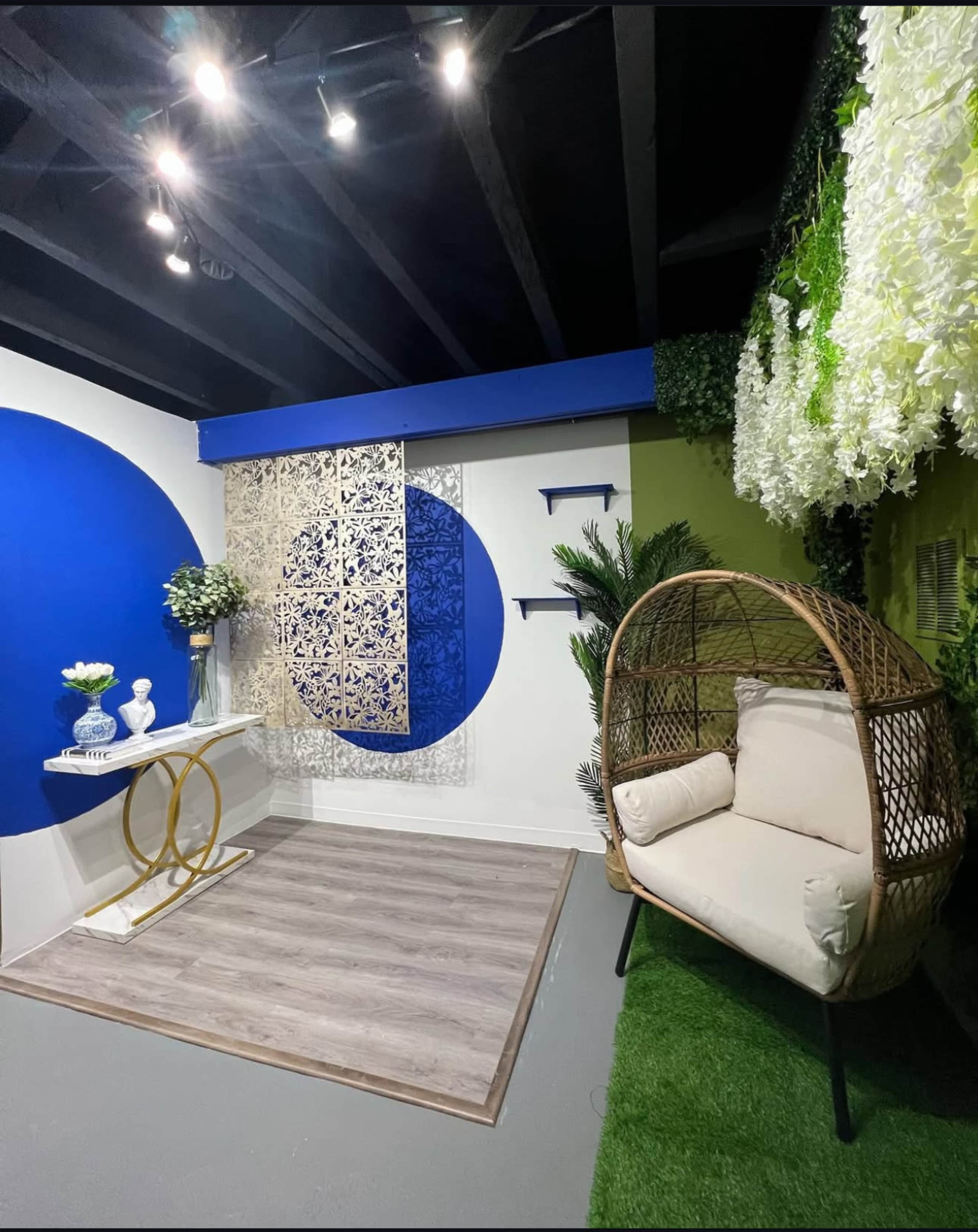 Luxurious Photography/ Creative Space Image in Jonestown, Baltimore, MD